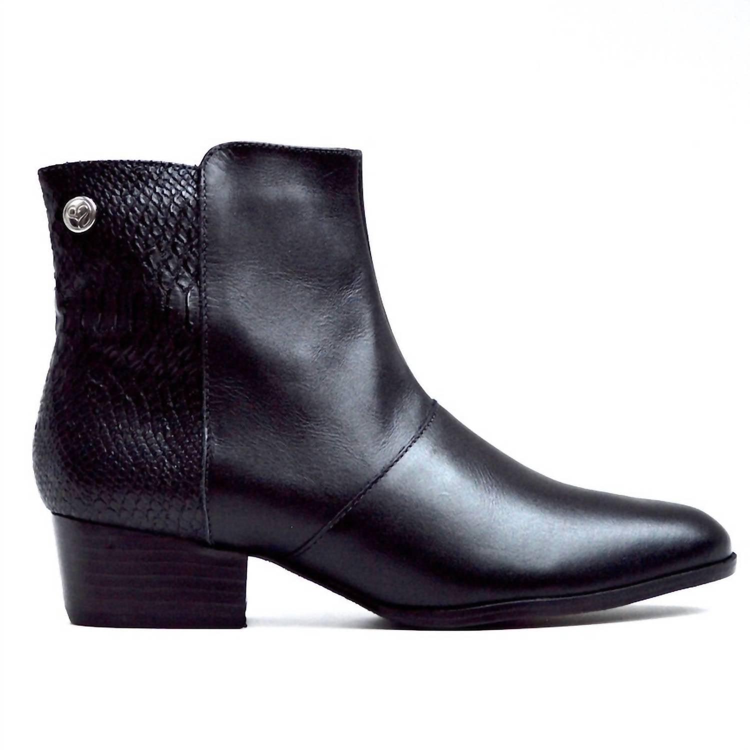 00ae7cae-7296-48db-849c-0d92881f797b-upscale_15k-1500x1500-70 Chelsea Jones - Women's Amuse Ankle Boot - Image 1