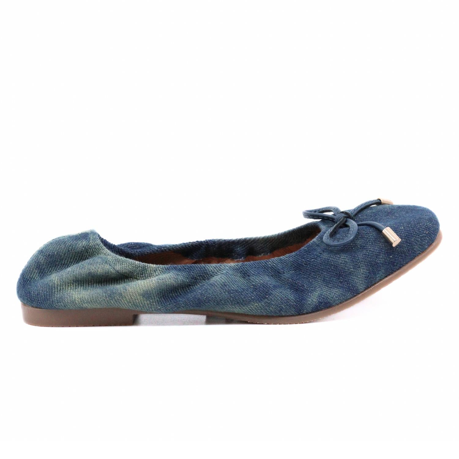 039b090a-d9ae-44ef-8749-397b47af19e7-upscale_15k-1500x1500-1 All Black - Women's Ballet Flats - Image 1