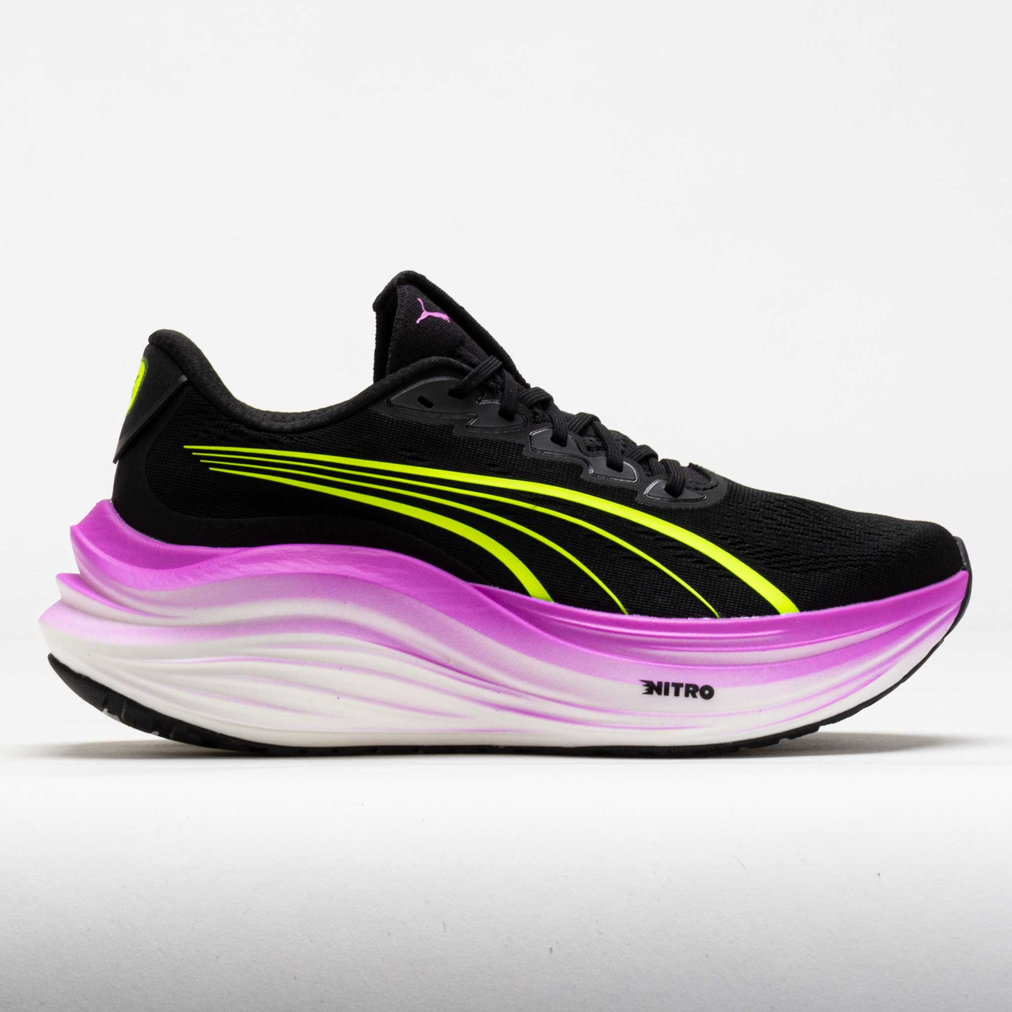 043448_3 Puma MagMax NITRO Womens Puma Black/Yellow Alert - Image 1