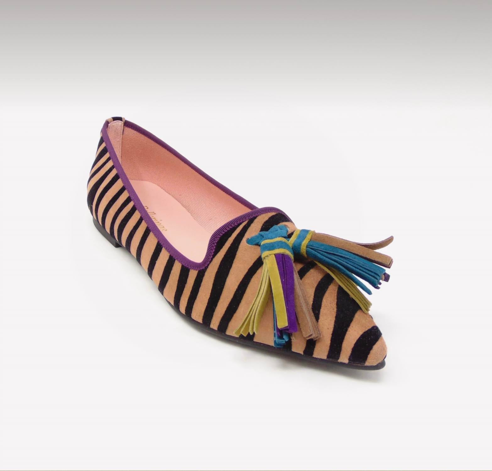 0680557f-9f3a-4b0e-ad89-ef5f72412c0b-upscale_15k-1500x1500-1 Pretty Ballerinas - Women's Ella Flats - Image 1