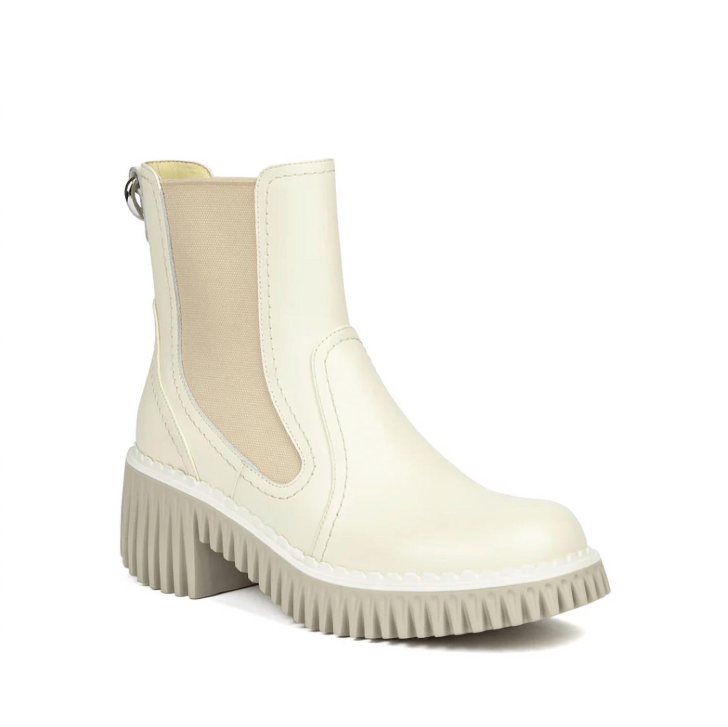 0e99cf69-7b70-4d44-aa40-0a74fddb03e6-upscale_15k-1500x1500-1 4Ccccees - Women's Plita Cella Boot - Image 1