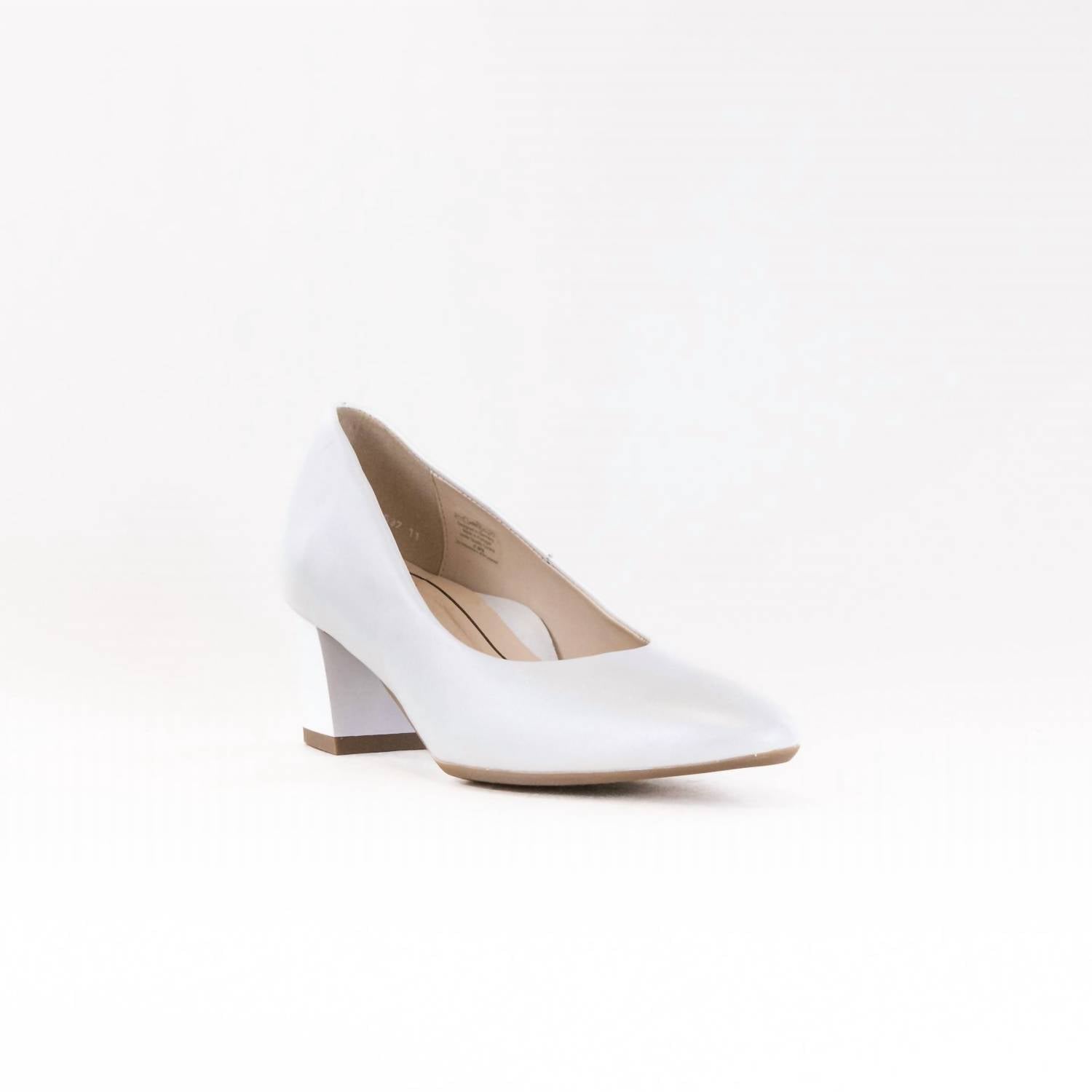 0f3a54ce-3a56-4788-8abc-5b4dc851b517-upscale_15k-1500x1500-70 Ara - Women's Lichfield Pump Heel - Image 1