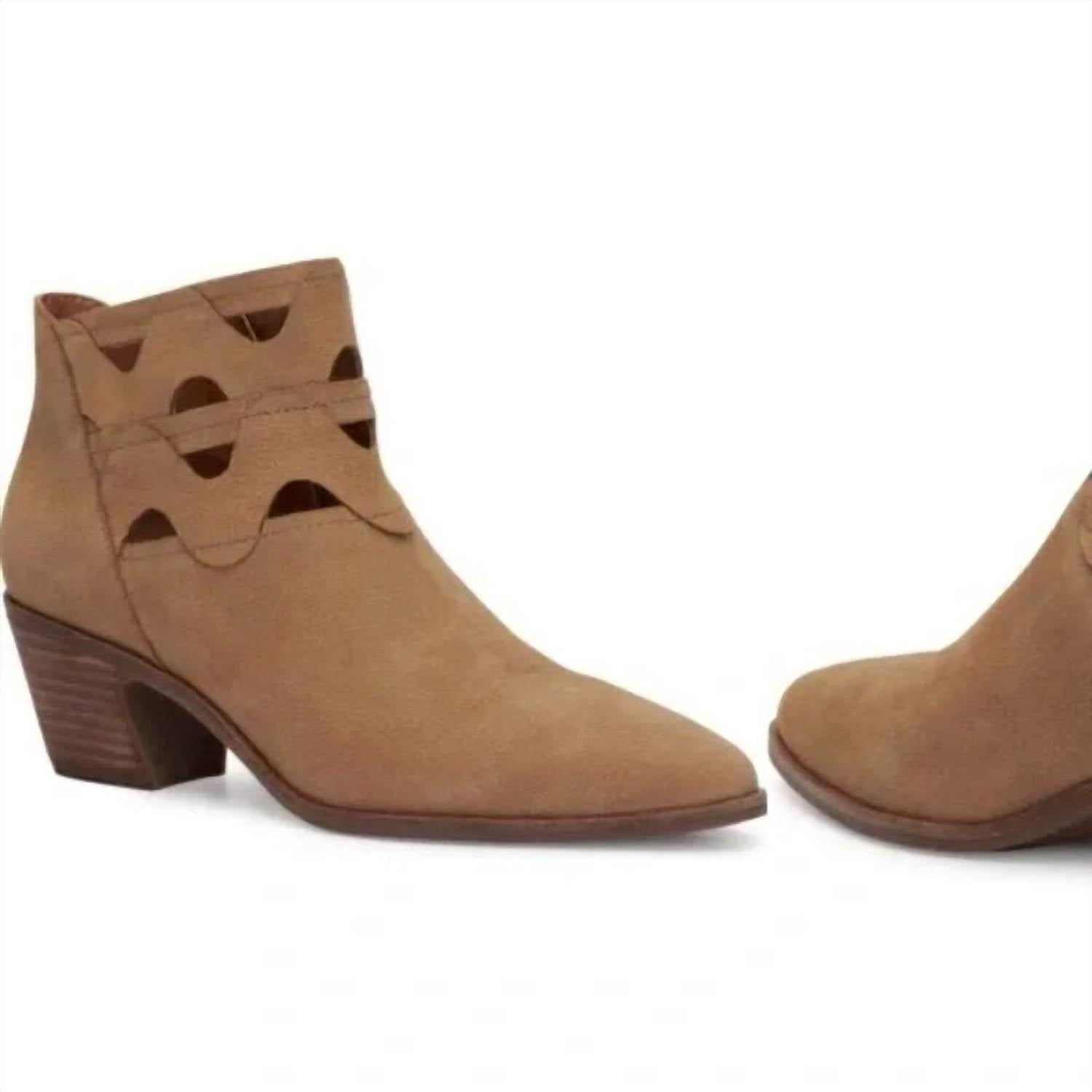 1293edee-3bd5-42f1-906c-f6762681d6b1-upscale_15k-1500x1500-70 Lucky Brand - Gezana Cutout Bootie - Image 1