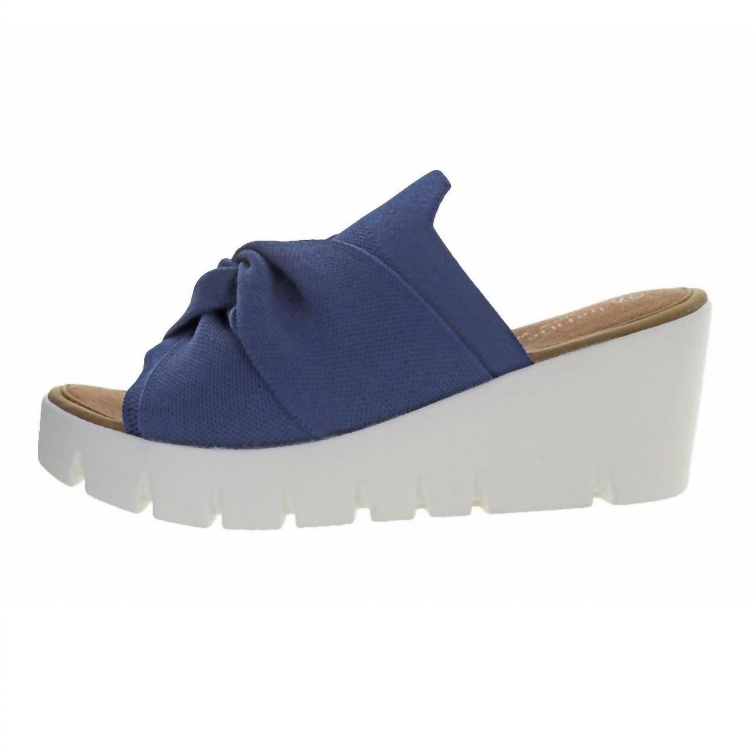 1d157f61-3984-4386-86b4-60c68ea58781-upscale_15k-1500x1500-70 Bernie Mev - Women's Venti Twist Sandal - Image 1