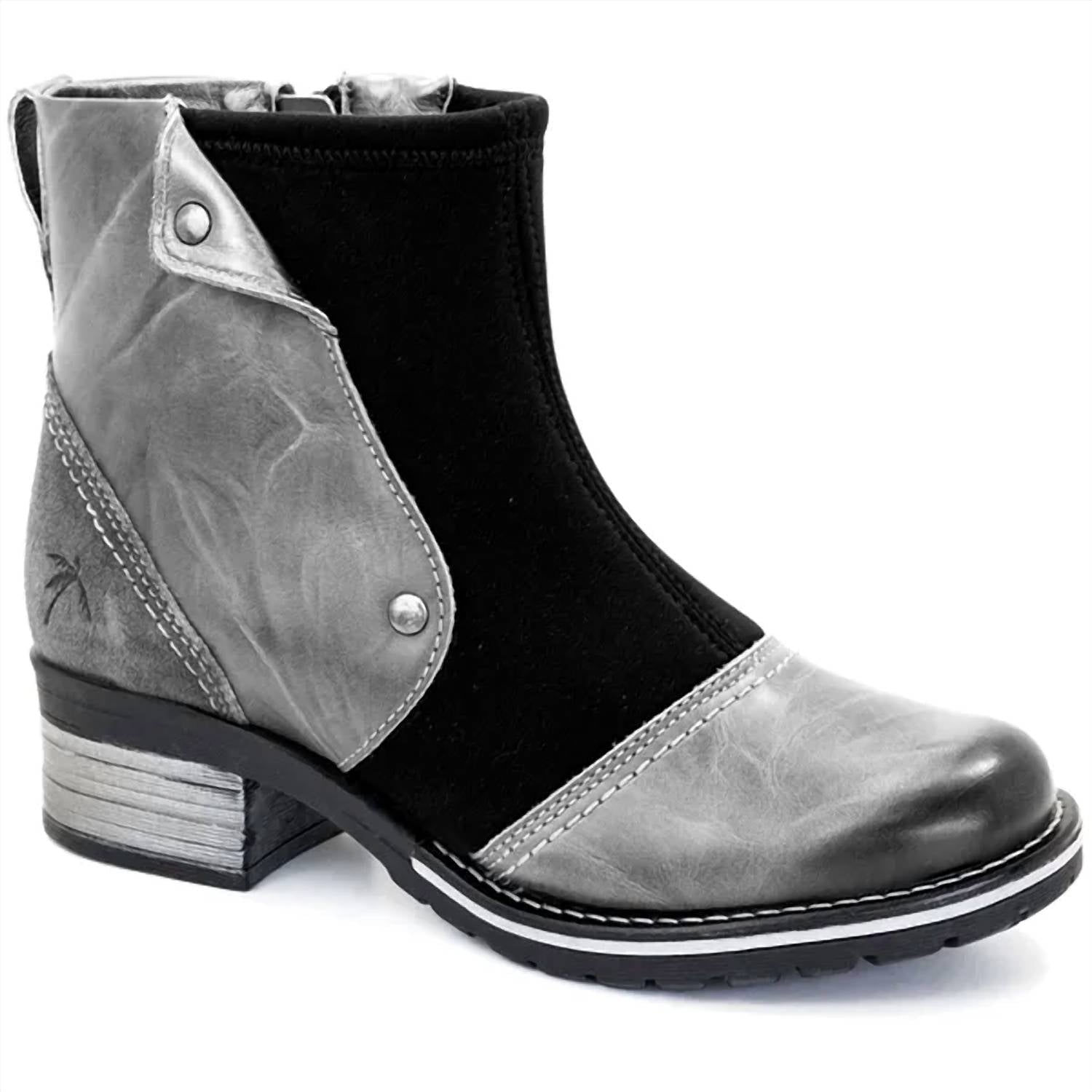 2582510a-b9a7-4812-95b1-e4f050606c09-upscale_15k-1500x1500-70 Dromedaris - Women's Kassia Boot - Image 1