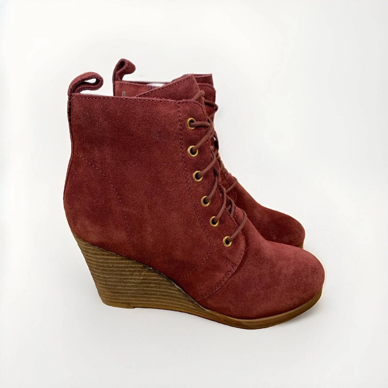26ac43d1-6e67-4bec-9e01-3c6c01421797-upscale_15k-1500x1500-70 Diba True - Women's Blake Lace Up Ankle Boot Wedge - Image 1