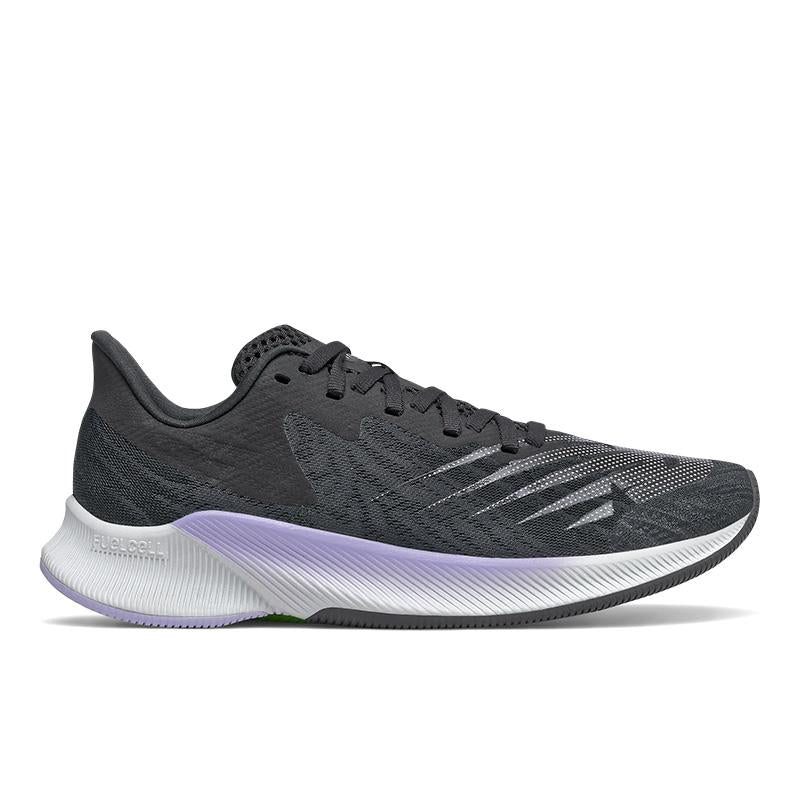 31932-BLACKCAMDEN_FOG-l Women's New Balance FuelCell Prism - Image 1