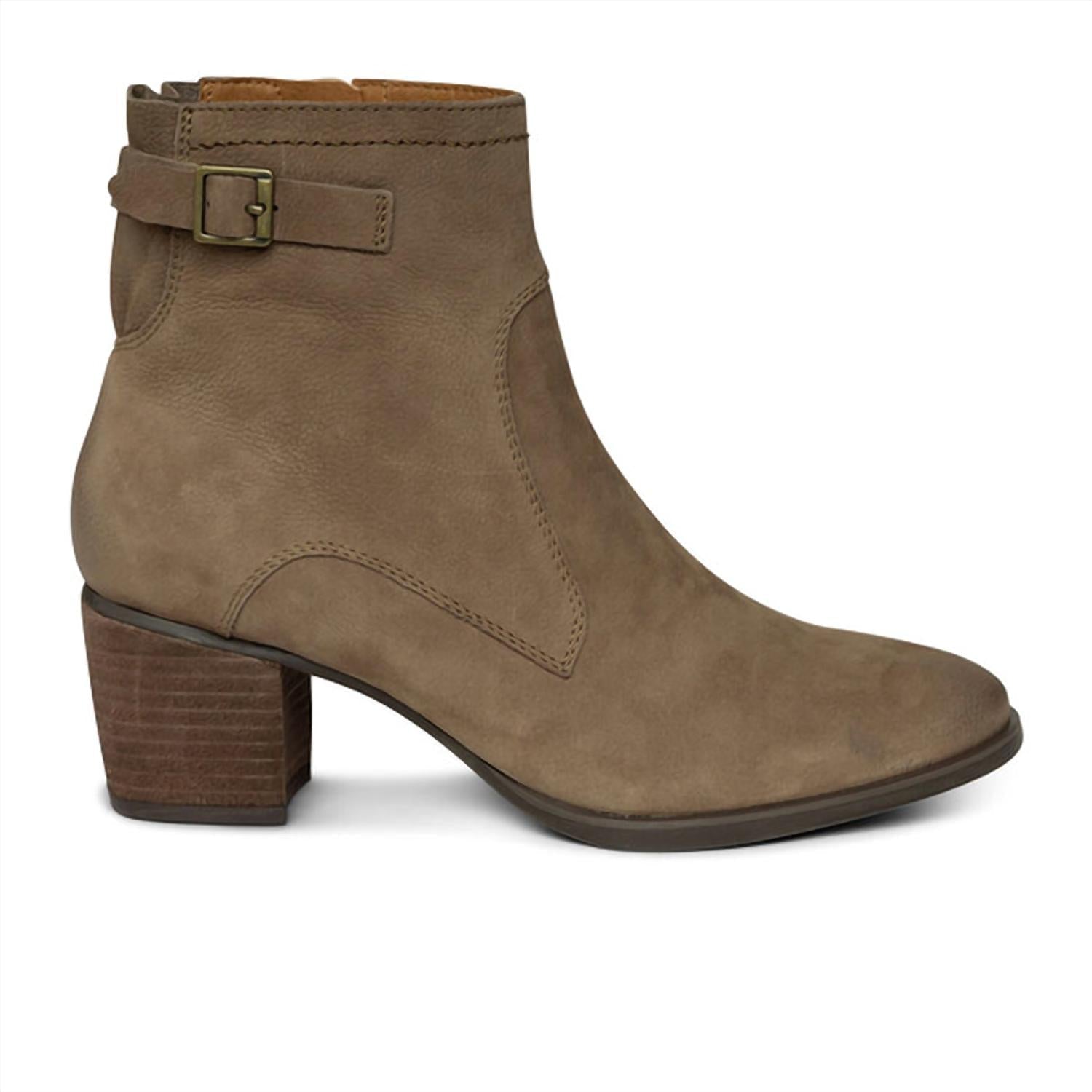35248418-7831-400a-a6b7-a2cb451a3cd3-upscale_15k-1500x1500-1 Aetrex - Women's Rubi Arch Support Boot - Image 1