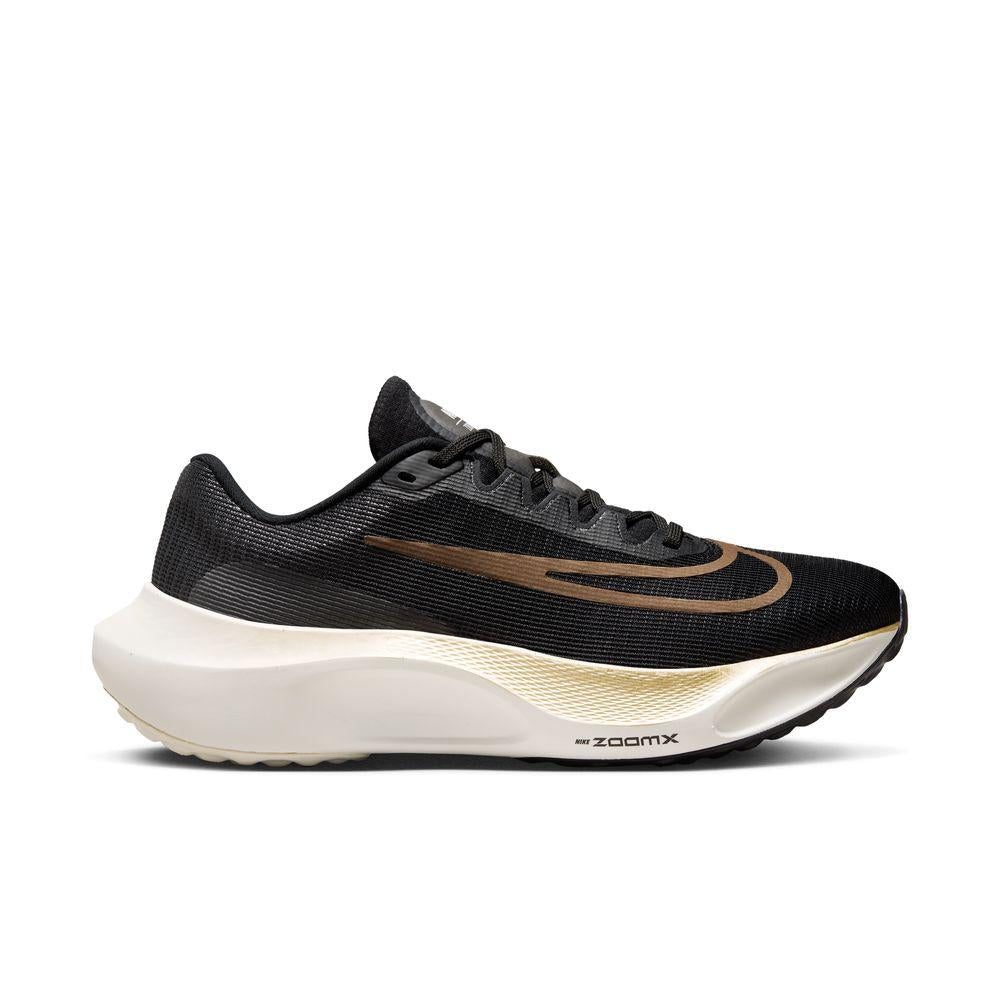 35791-BLACKMTLC_GOLD-l Men's Nike Zoom Fly 5 - Image 1