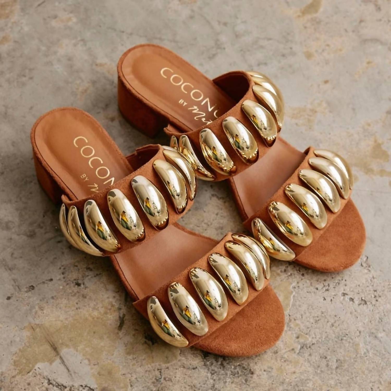 38cb311b-80f8-4c79-9e4f-5de146e7dab1-upscale_15k-1500x1500-70 Matisse - Women's Dome Fawn Heels - Image 1
