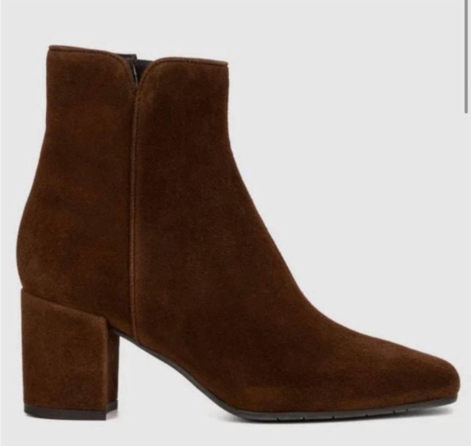 3beff8c4-83fe-4482-9a4c-9aa91237fa8d-upscale_15k-1500x1500-70 Aquatalia - Dalia Suede High Block Heel - Image 1