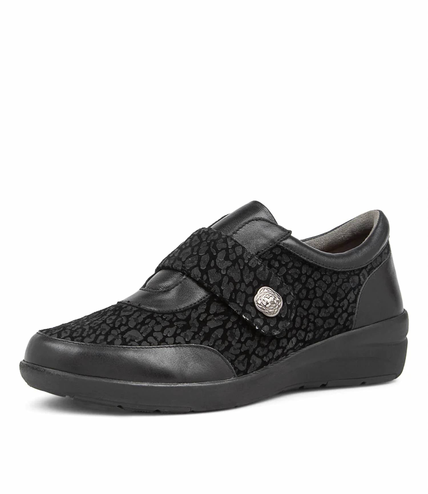 4b765051-3eb6-4287-890f-727bcc4a822d-upscale_15k-1500x1500-1 Ziera - Women's Nicky Leather Sneakers - Image 1
