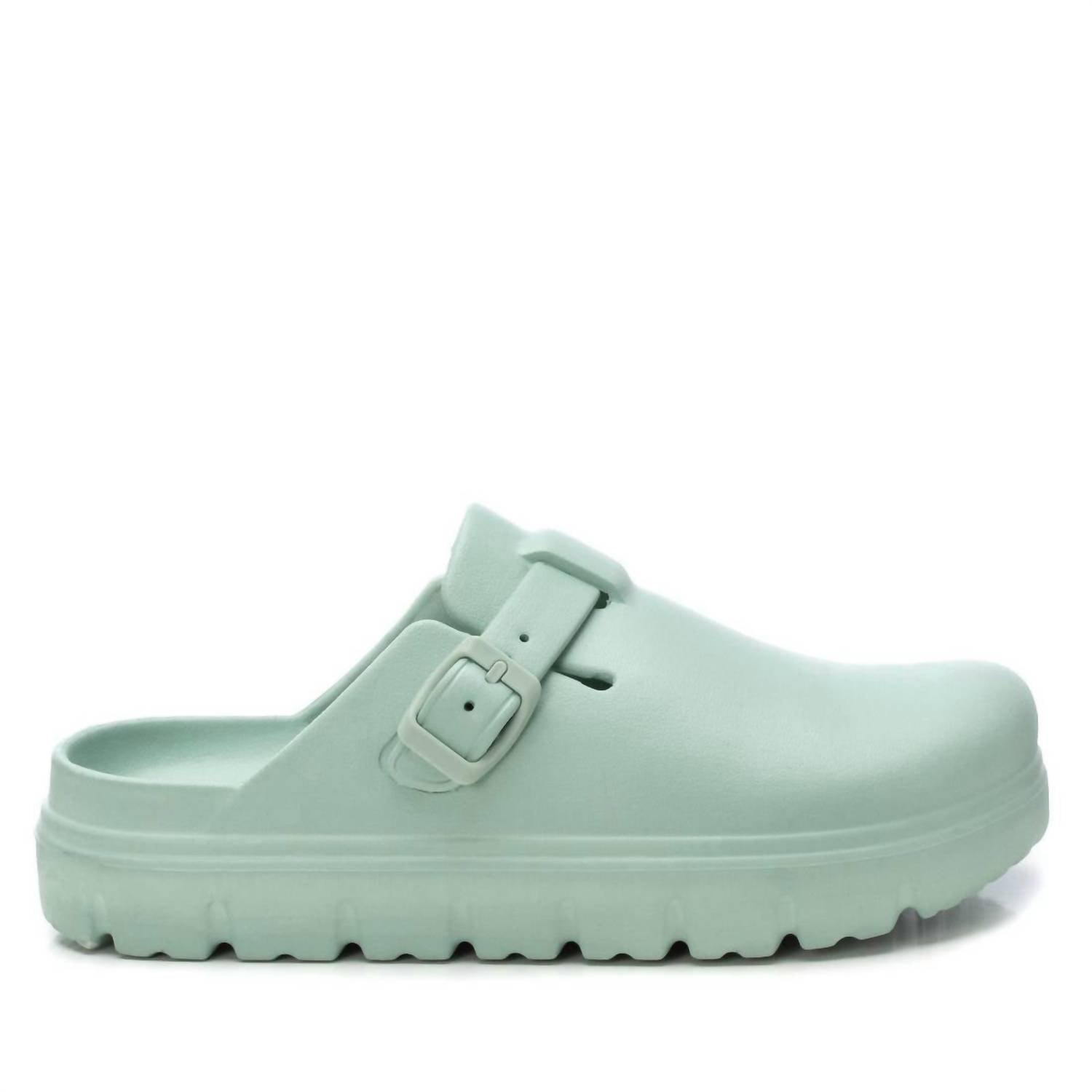 61b45cc5-c0de-47fd-af76-0f9d3669460d-upscale_15k-1500x1500-70 Xti - Women's Fashionable Clogs - Image 1