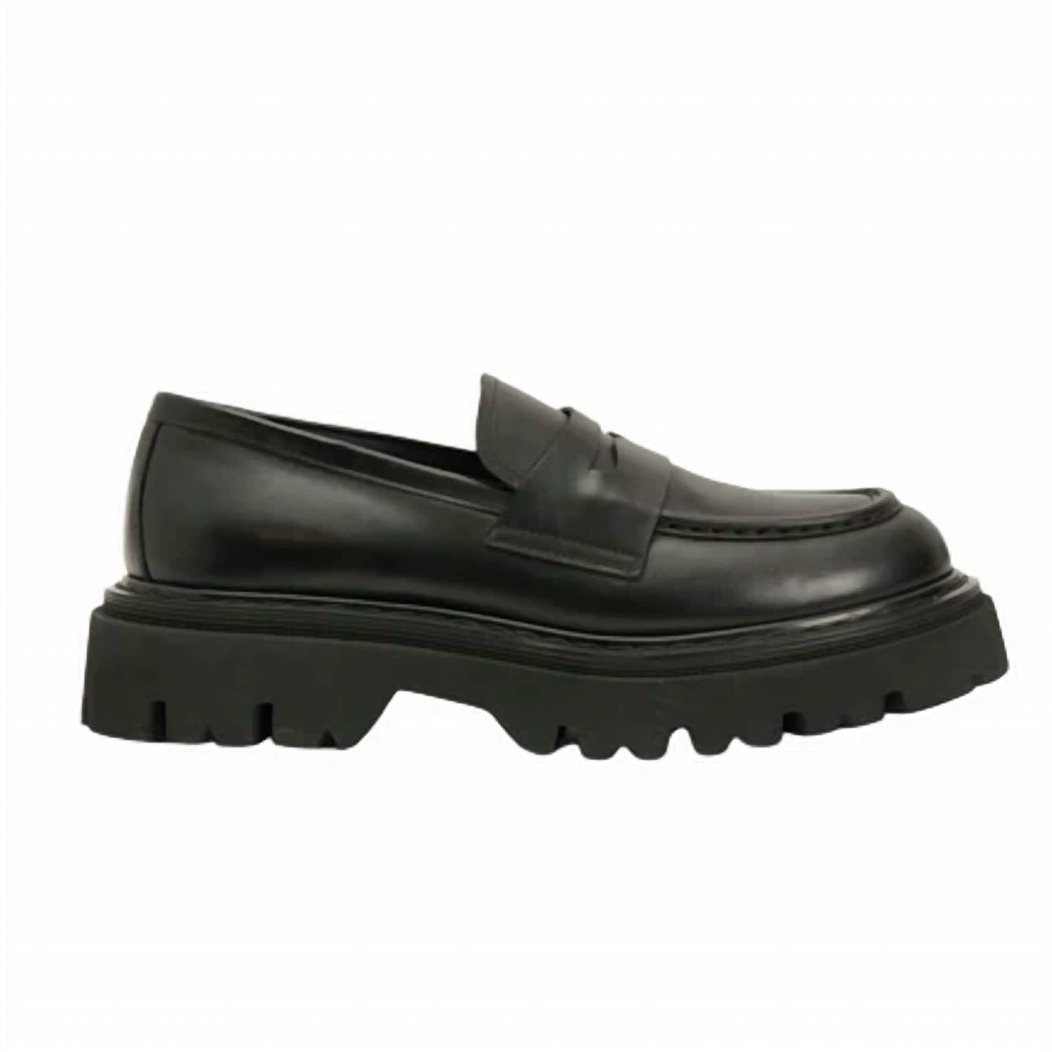 645c00a4-a01b-465c-8cbe-4f3ed3426e2d-upscale_15k-1500x1500-70 Closed - Leather Loafer - Image 1
