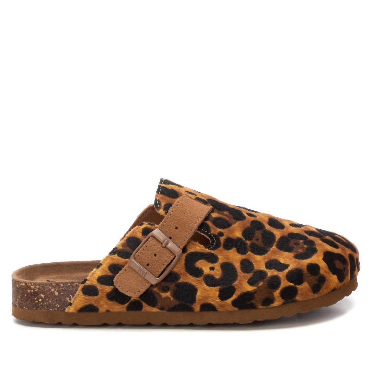 65a29b31-5fe6-421a-b4db-a109bb8b2df3-upscale_15k-1500x1500-70 Xti - Women's 142871 Round Toe Clogs - Image 1