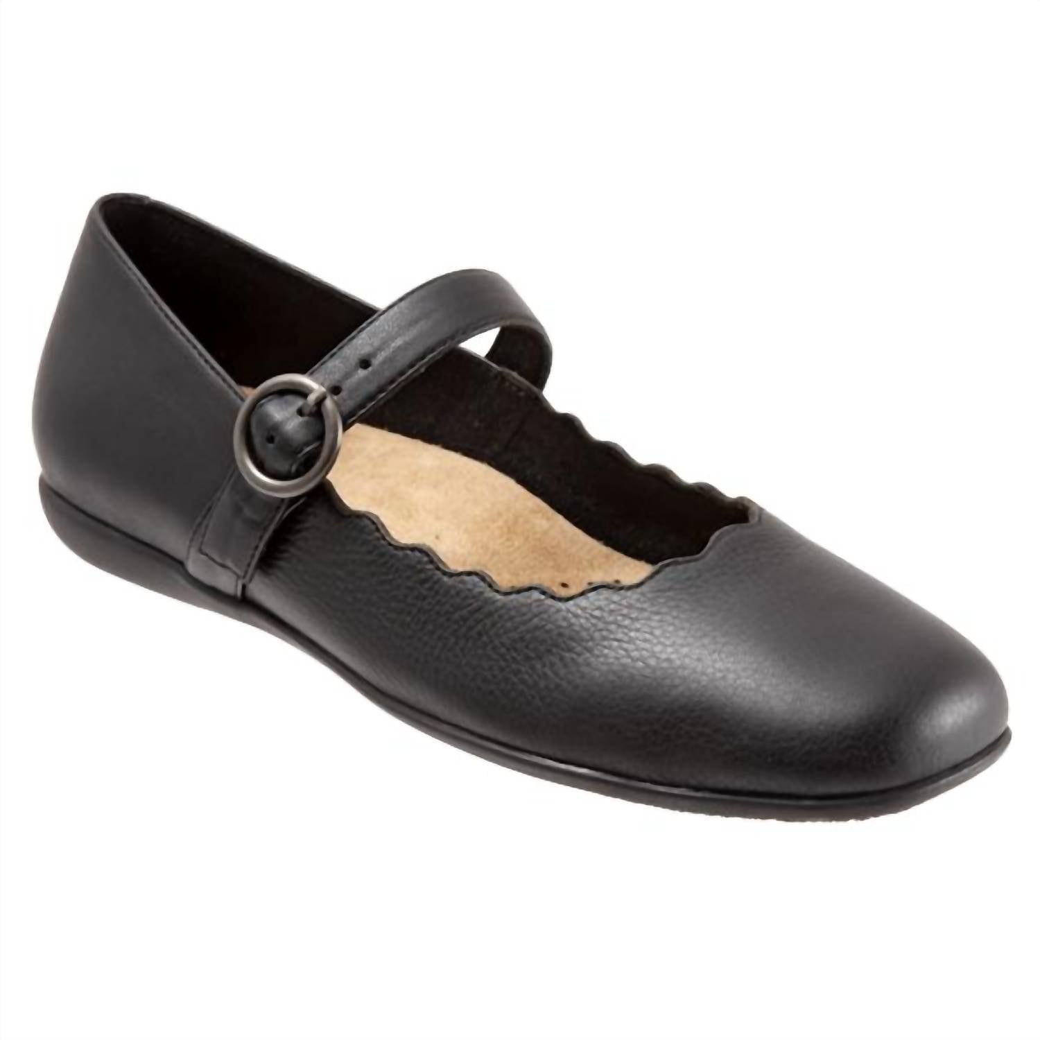 68f66d9f-0b6d-49a4-9f8f-edcb747070ec-upscale_15k-1500x1500-70 Trotters - Women's Sugar Shoes - Image 1