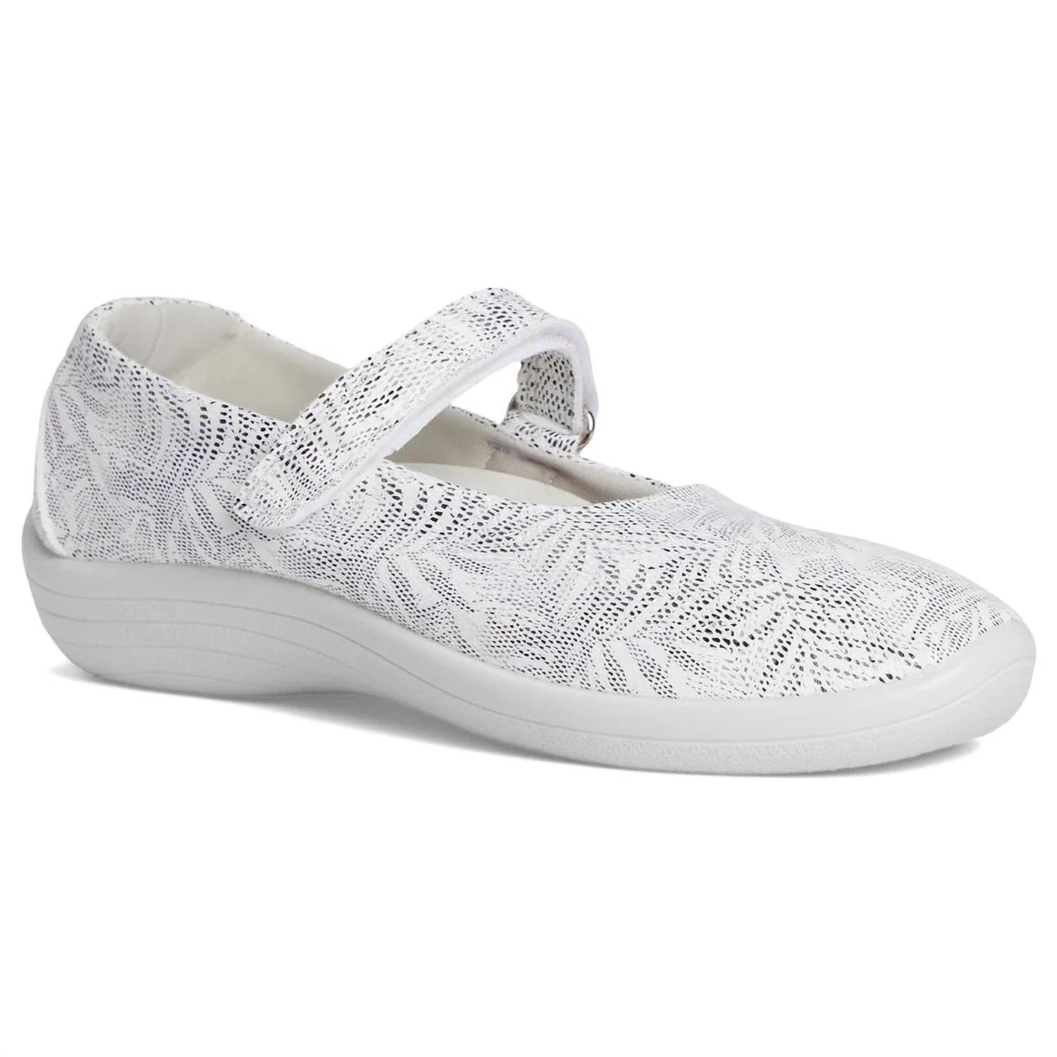 74a9219a-0cae-4698-9f77-a0ec26954452-upscale_15k-1500x1500-1 Arcopedico - Women's Estrela Shoes - Image 1