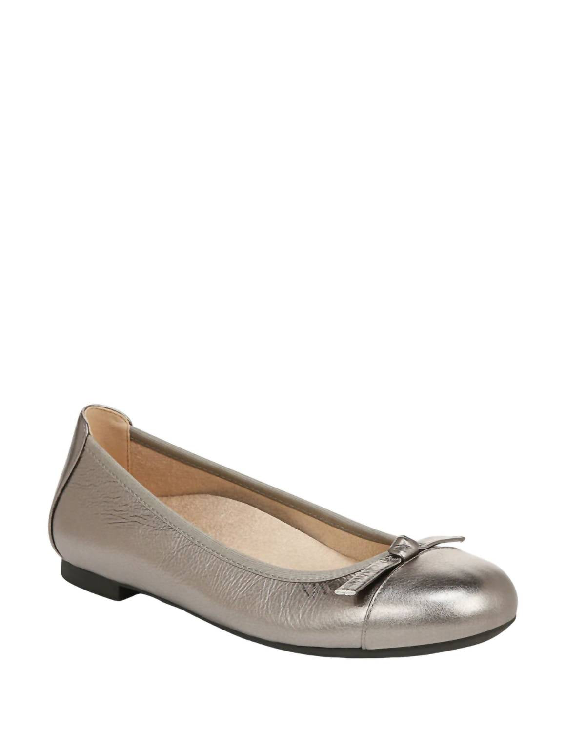 7a2821aa-88eb-4a26-a99f-240d112a8c55-upscale_15k-1500x1500-70 Vionic - AMORIE FLAT LOAFER - Image 1