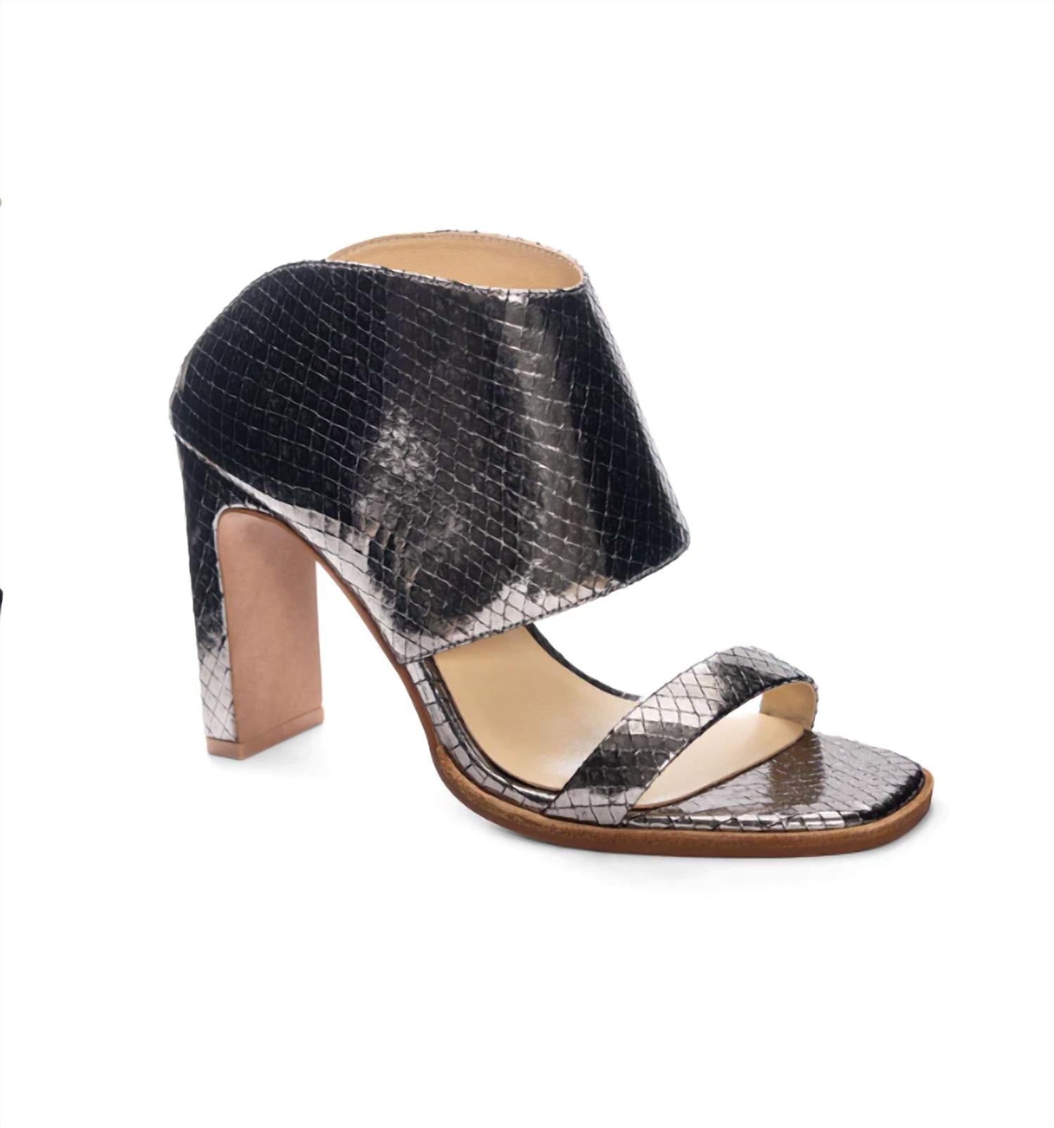 8651bb5a-3bb6-4a7d-972c-13ee9c2cdb83-upscale_15k-1500x1500-1 42 Gold - Women's Linx Slide Sandal - Image 1