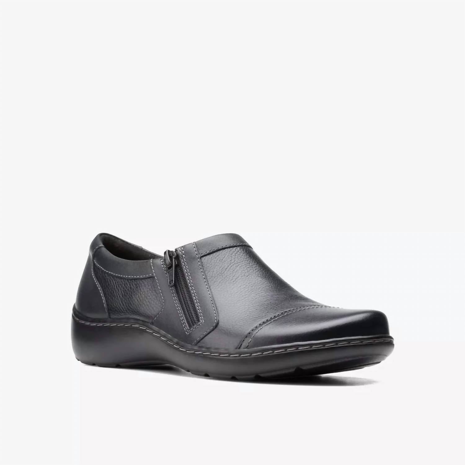 8de1cf74-8e01-4949-a16b-e653958b62de-upscale_15k-1500x1500-70 Clarks - Women's Cora Giny Shoes - Image 1