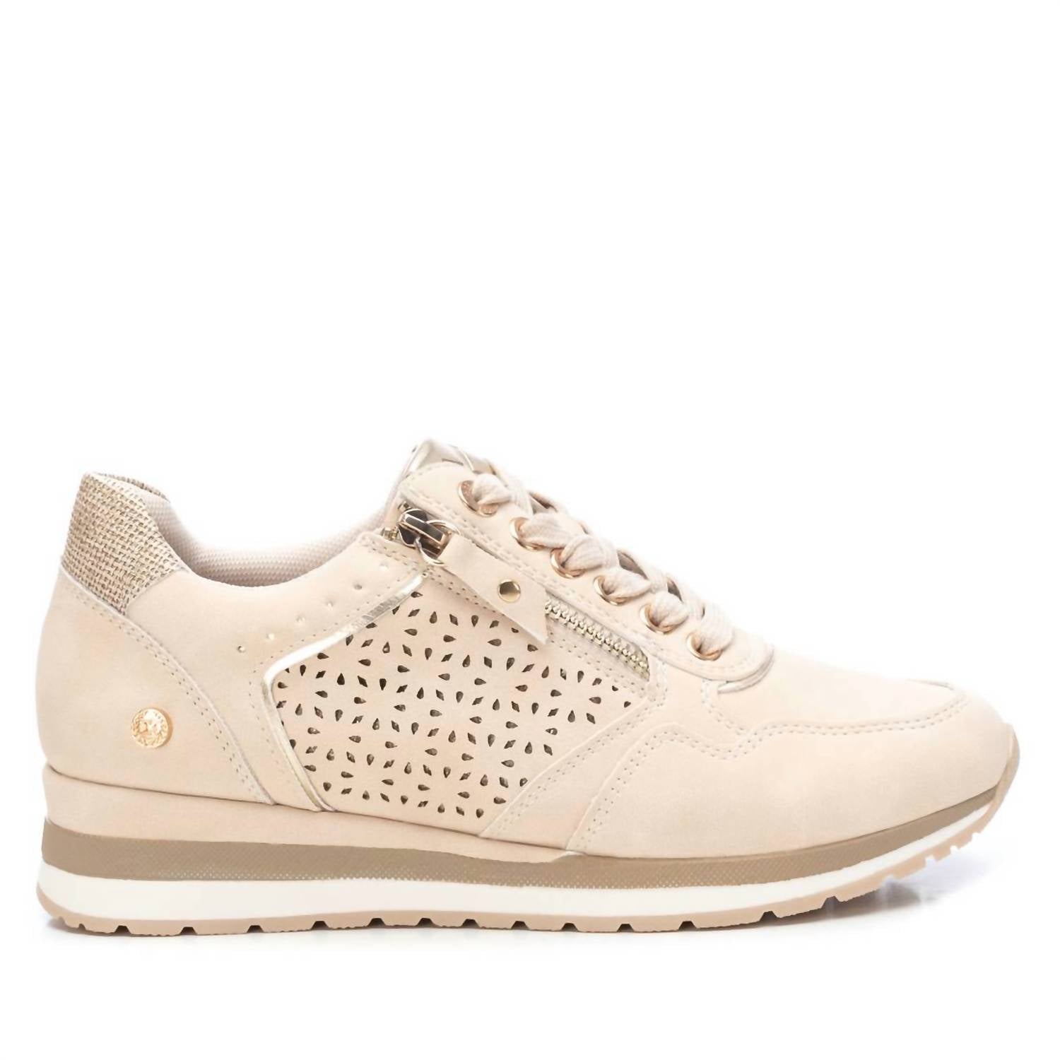 8e974497-34e1-41b0-9db8-3141a5a6e024-upscale_15k-1500x1500-70 Xti - Women's Lace-Up Sneakers - Image 1