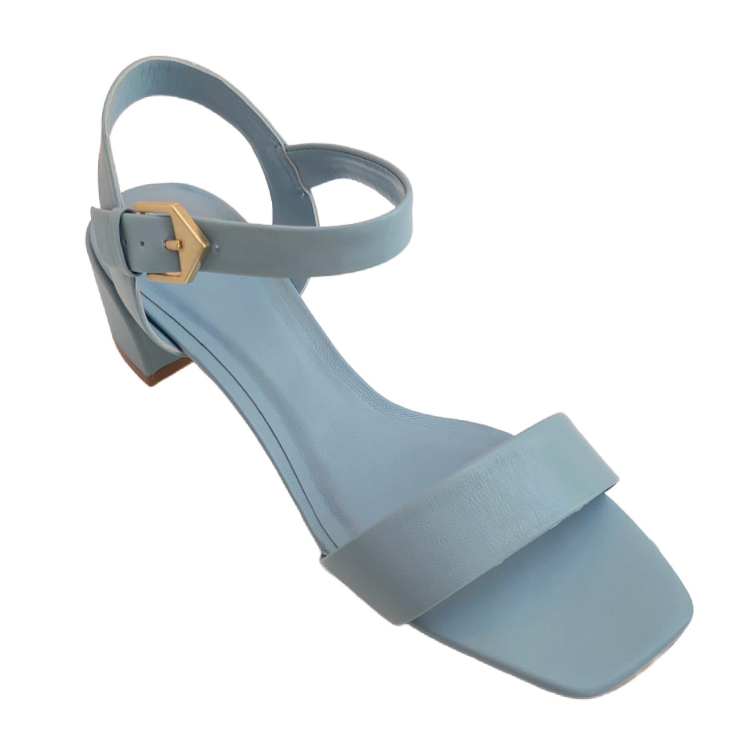 90f8a283-7059-4e2d-9f2f-92d4ce6519c5-upscale_15k-1500x1500-1 Carrano - Women's Mini Block Sandals - Image 1