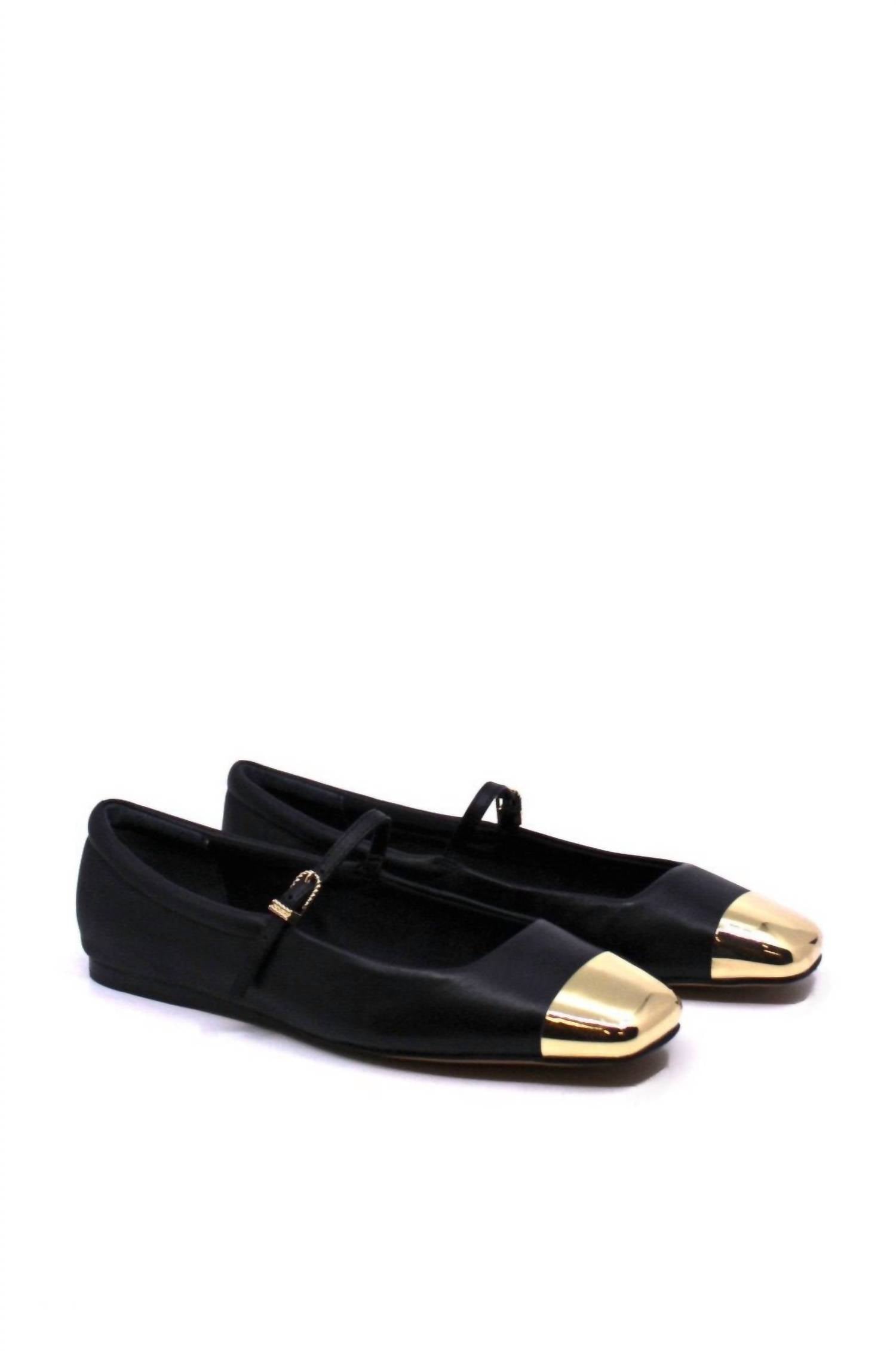 96158a38-e55f-4ecd-bff5-ce0461165ec4-upscale_15k-1500x1500-70 Dolce Vita - Reyes Cap Toe - Image 1