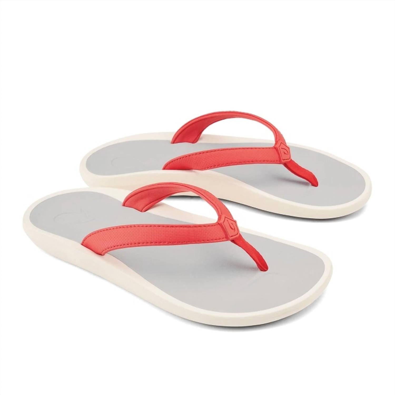 9834c4cd-9687-4565-90bc-006cd73a27de-upscale_15k-1500x1500-70 Olukai - Women's Pi'oe Sandal - Image 1
