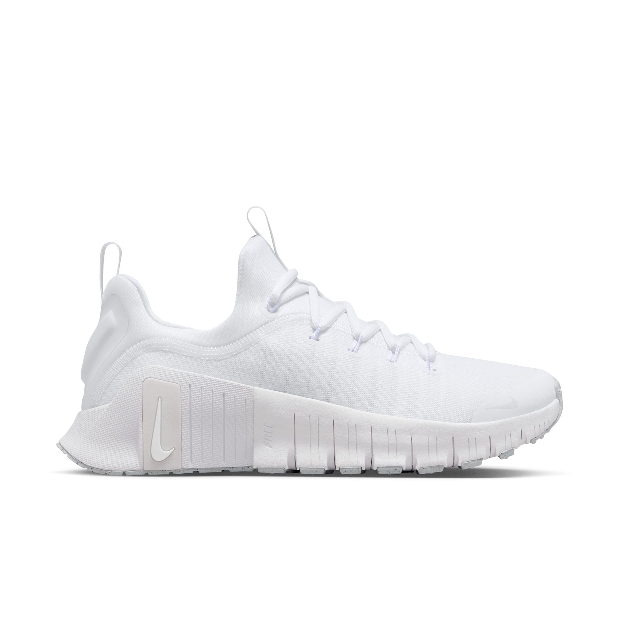 AURORA_FJ7126-101_PHSRH000-2000 Women's Free Metcon 6 (101 - White/Platinum Tint) - Image 1