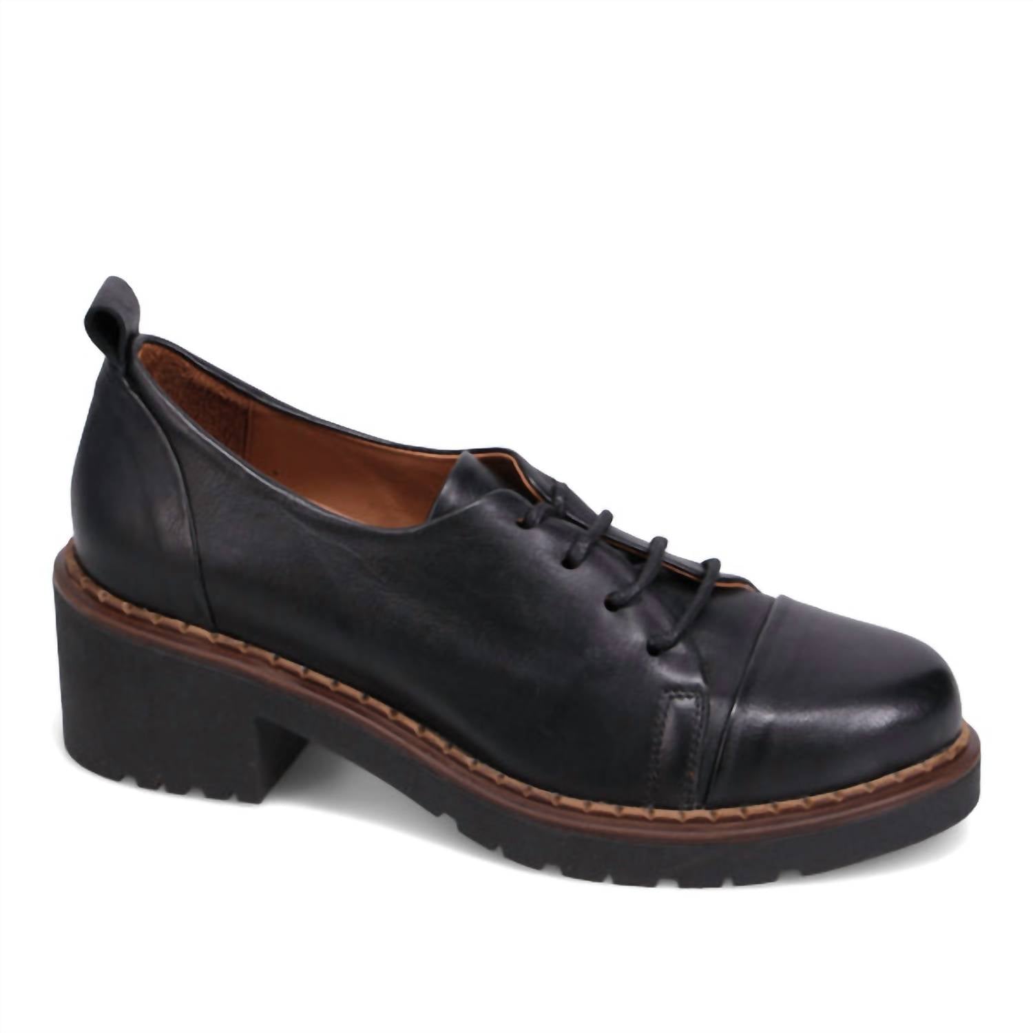 a45971fd-5ceb-45fa-9f7b-2b6c12ebe4c4-upscale_15k-1500x1500-70 Bueno - Women's Nicole Loafer - Image 1