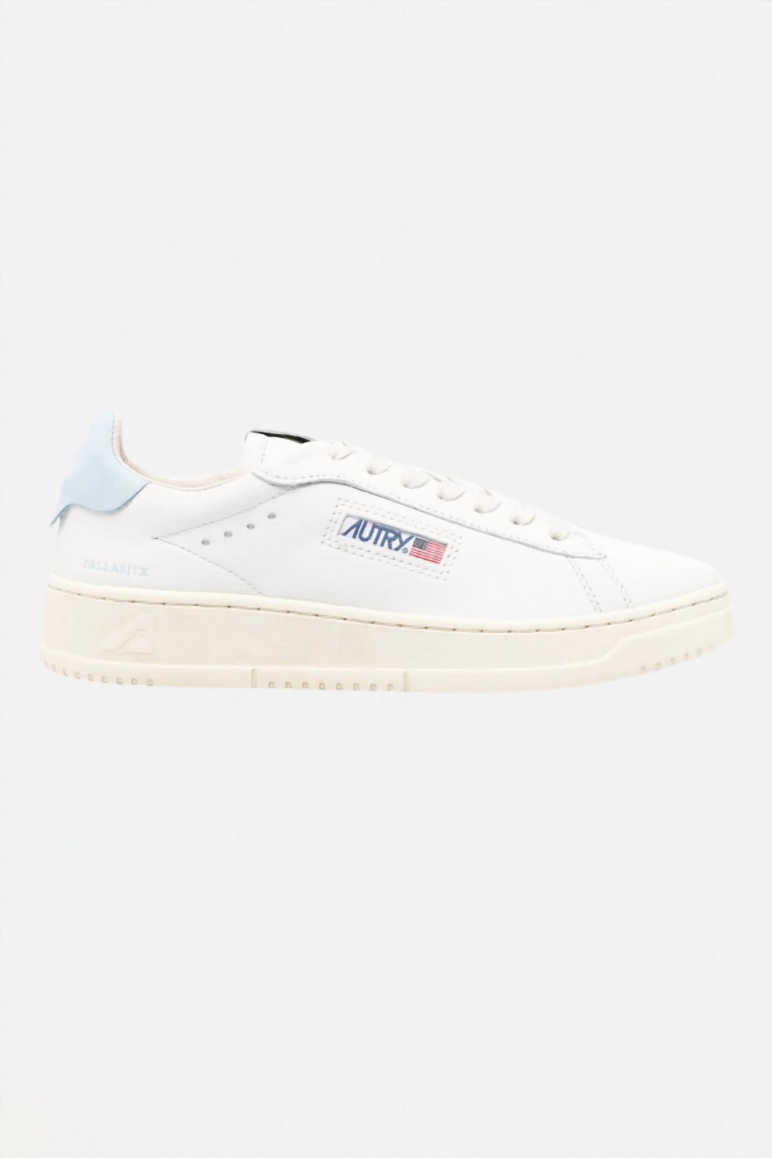 a5e66342-cf6d-4b7e-bbb4-40da535462b0-upscale_15k-1500x1500-1 Autry - Women's Dallas Low Sneaker - Image 1