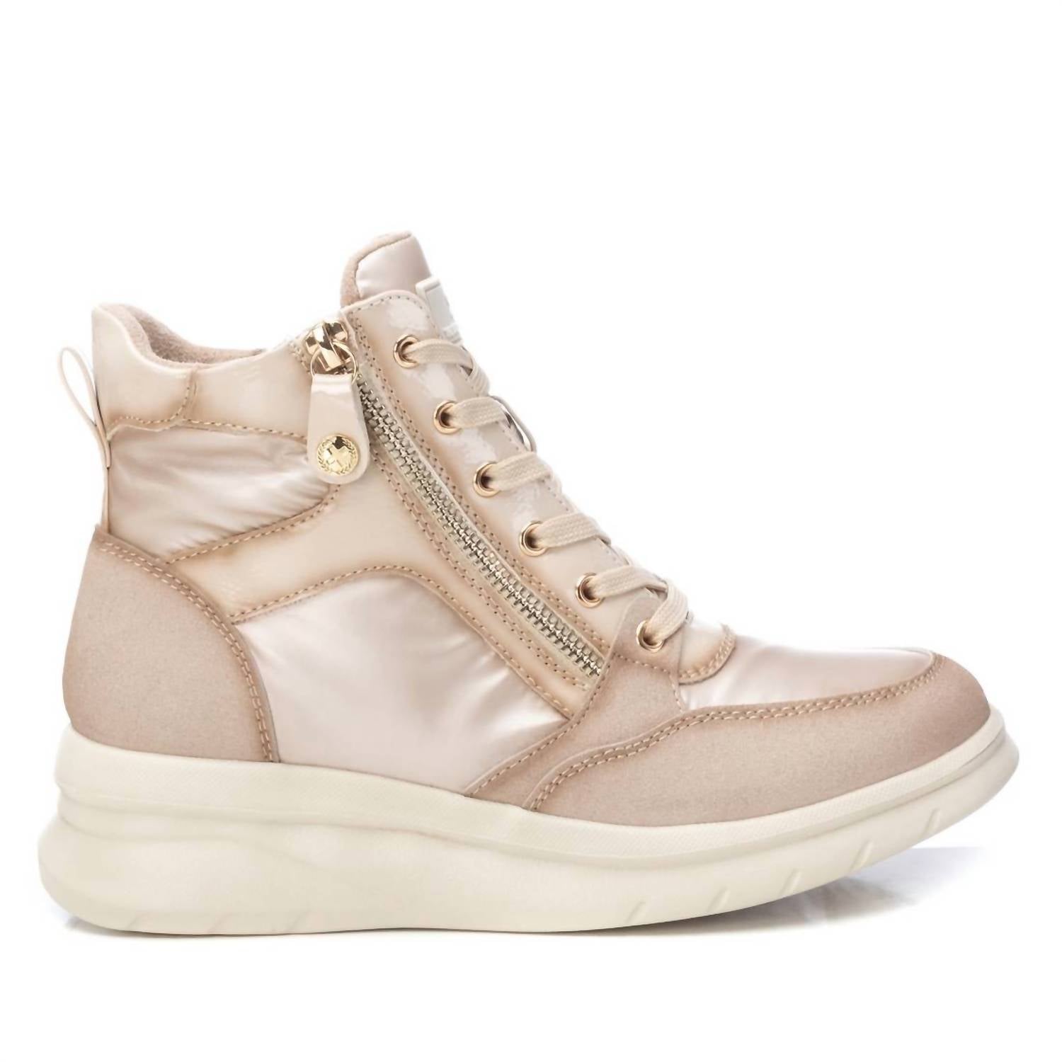 ab0974ce-71ba-4570-8f94-c1862b84e425-upscale_15k-1500x1500-70 Xti - Women's Sporty Booties - Image 1