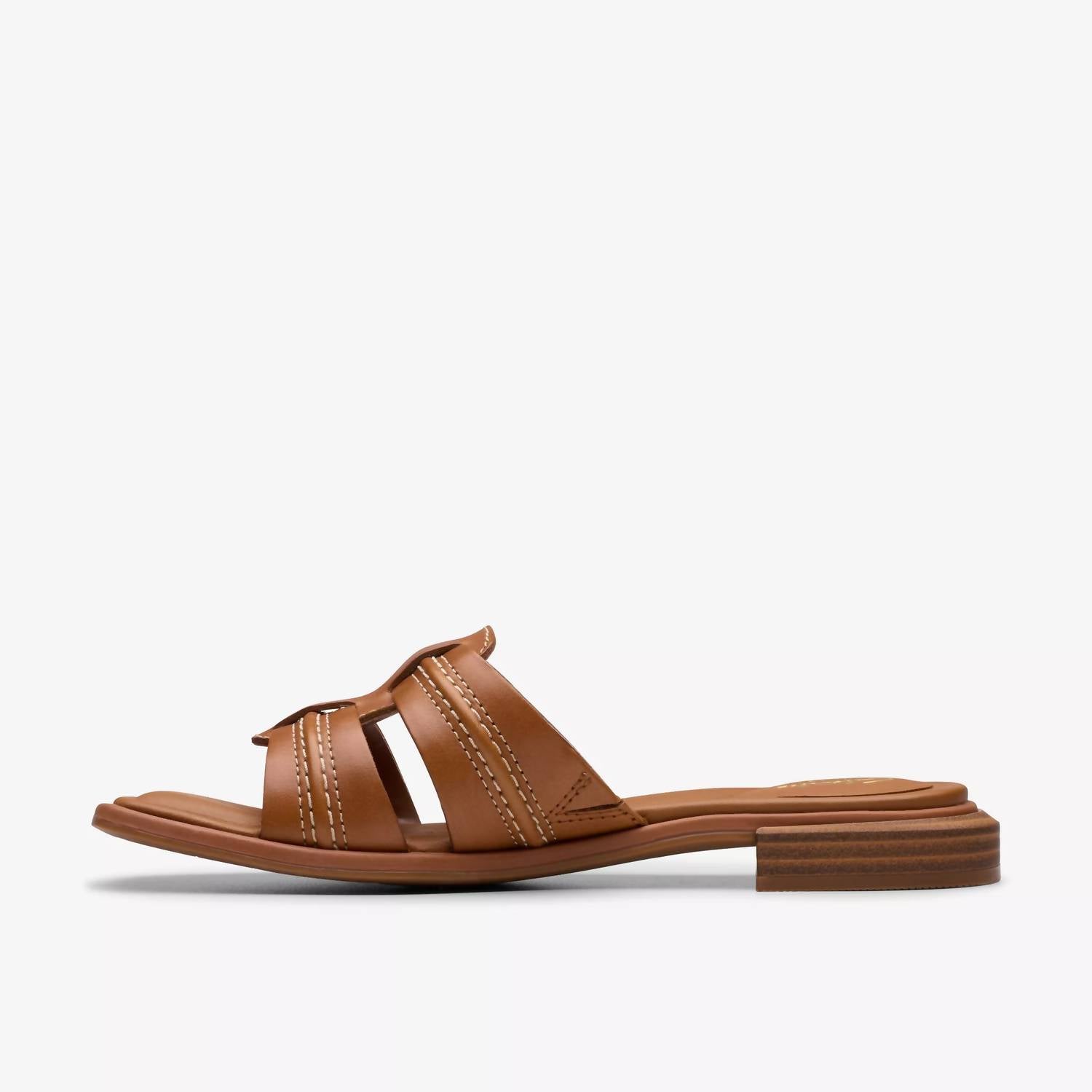 b0a94519-cd9e-4e72-9c58-a28ce272a111-upscale_15k-1500x1500-70 Clarks - Women's Ariany Mule - Image 1