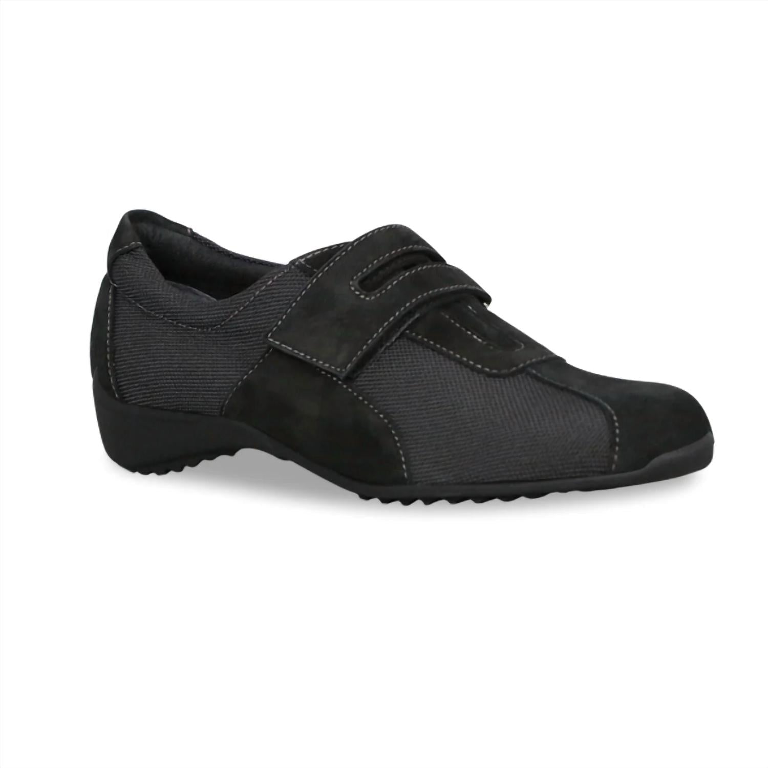 b202f859-8623-41c8-9703-450032d21831-upscale_15k-1500x1500-1 Munro - Women's Joliet Ii Sneaker - Image 1