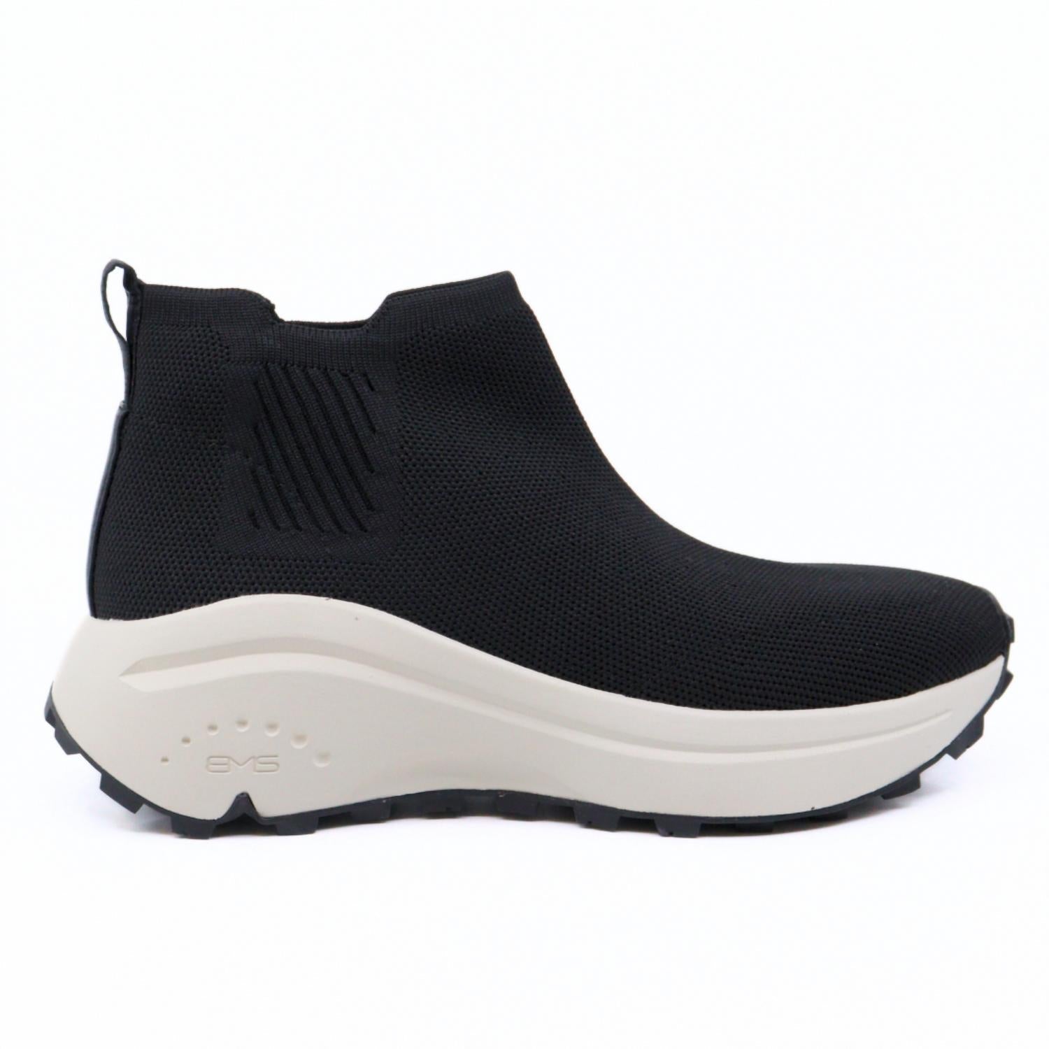 b7acd3fe-9ff4-486d-abc5-01007093c219-upscale_15k-1500x1500-1 Bussola - Women's Bettina Nero Stretch Knit - Image 1