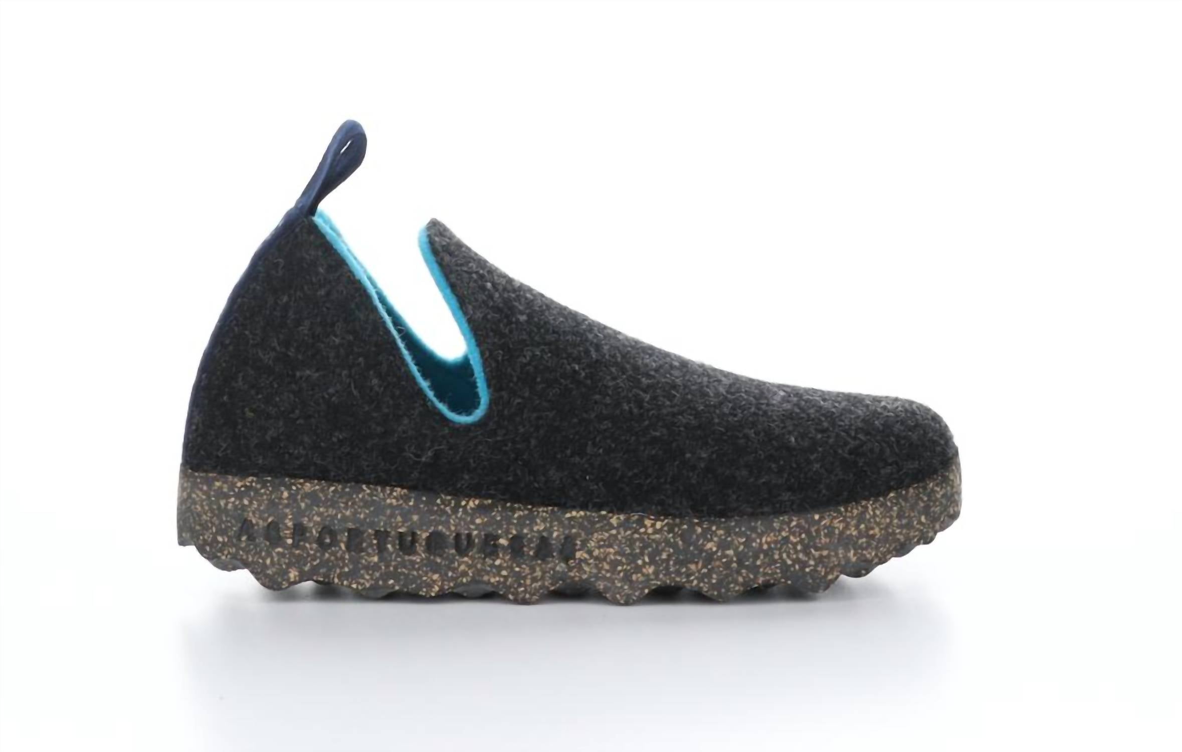 b985bf75-8032-4117-85cc-df239b7fe32b-upscale_15k-1500x1500-70 Bos. & Co. - WOMEN'S CITY SNEAKER - Image 1