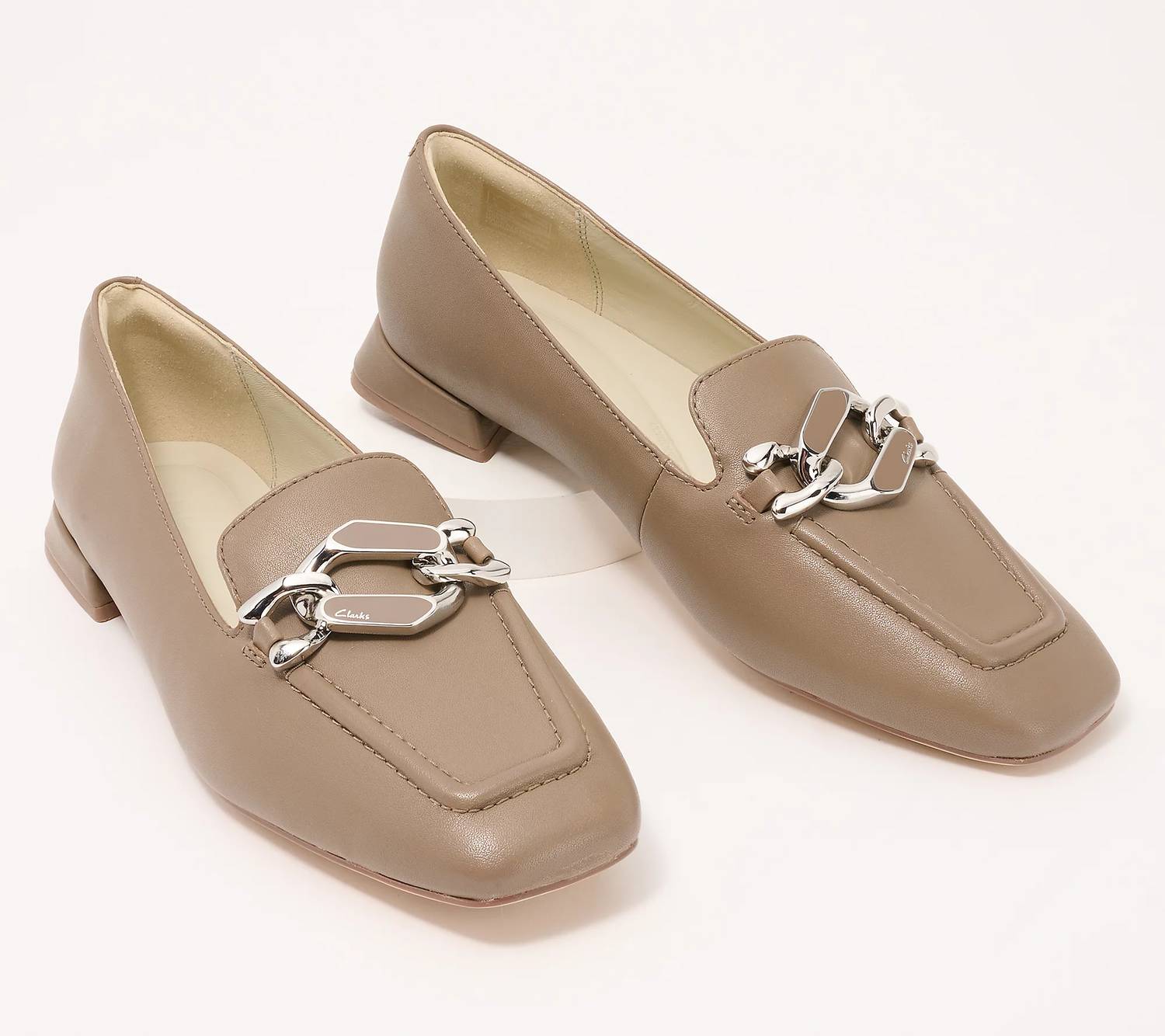 c11118d3-eec0-4fb4-9b89-7f6544d1c74b-upscale_15k-1500x1500-70 Clarks - Women's Ubree 15 Trim Loafer - Image 1