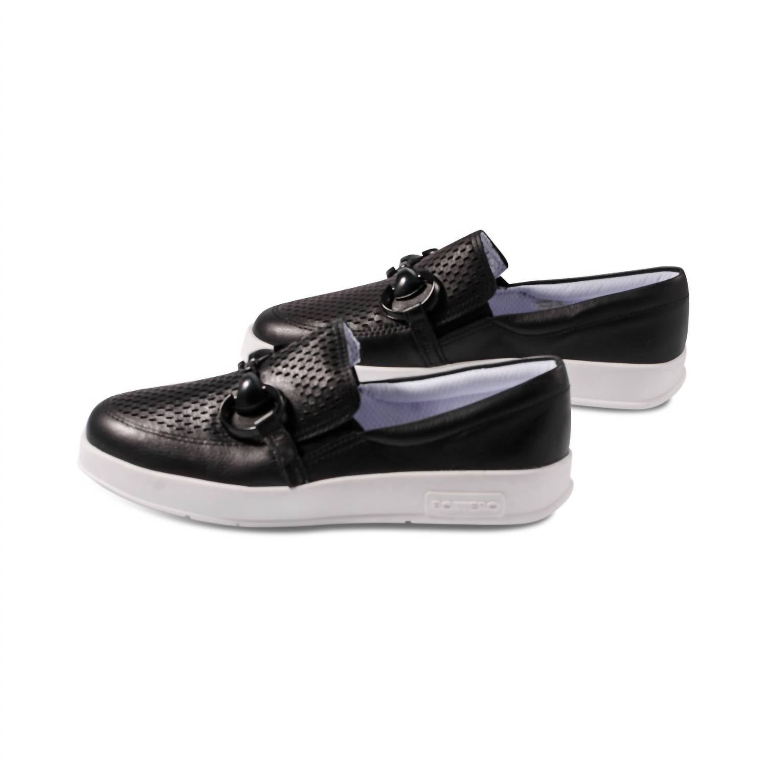 c39842dc-3c31-4b40-bd0a-549ee5650b2b-upscale_15k-1500x1500-70 Bottero - Women's Fresno Sneaker - Image 1