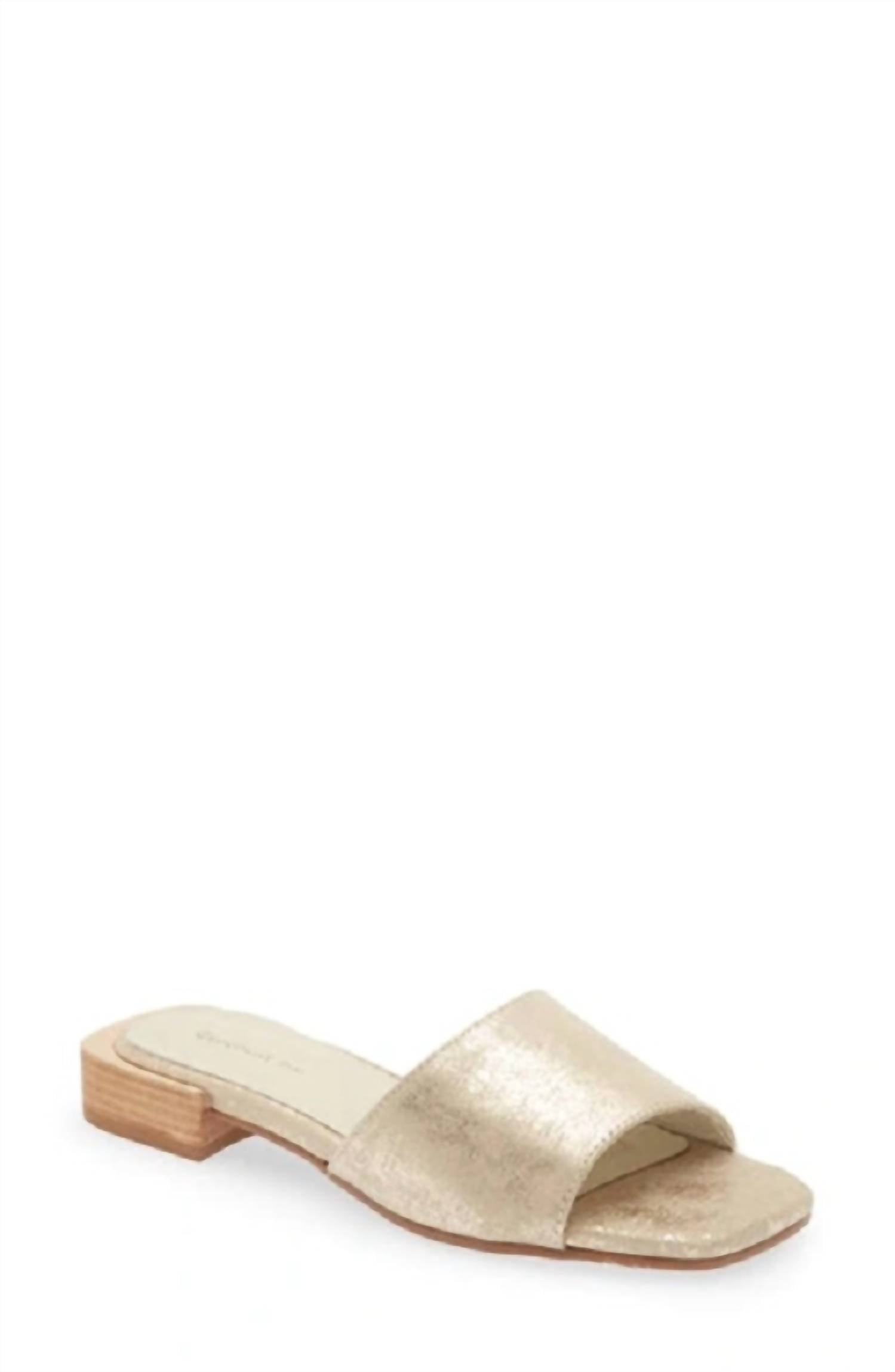 c7458497-ad8c-4ed4-896d-f90c6bb8f9c1-upscale_15k-1500x1500-70 Chocolat Blu - Women's Barrett Slide Sandal - Image 1