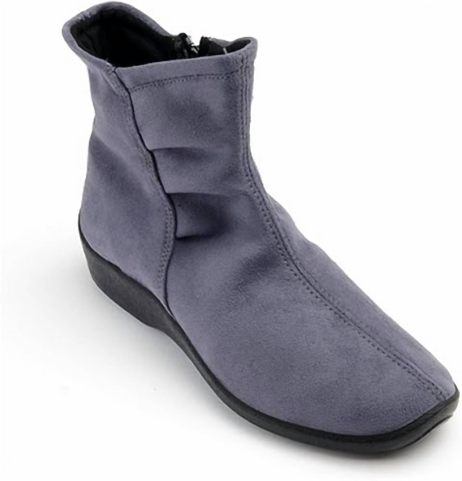 c8216759-c872-4648-9906-ff913db8a2bd-upscale_15k-1500x1500-70 Arcopedico - Women's L19 Half Soft Boot - Image 1