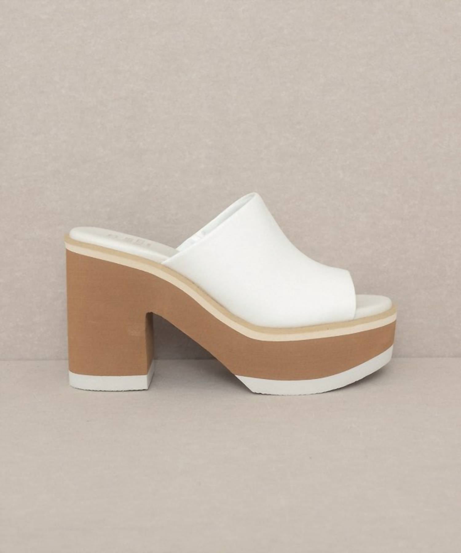c858ce53-f9c6-4409-8a60-695232c2df79-upscale_15k-1500x1500-70 Kke Originals - Chunky Clog Heel - Image 1