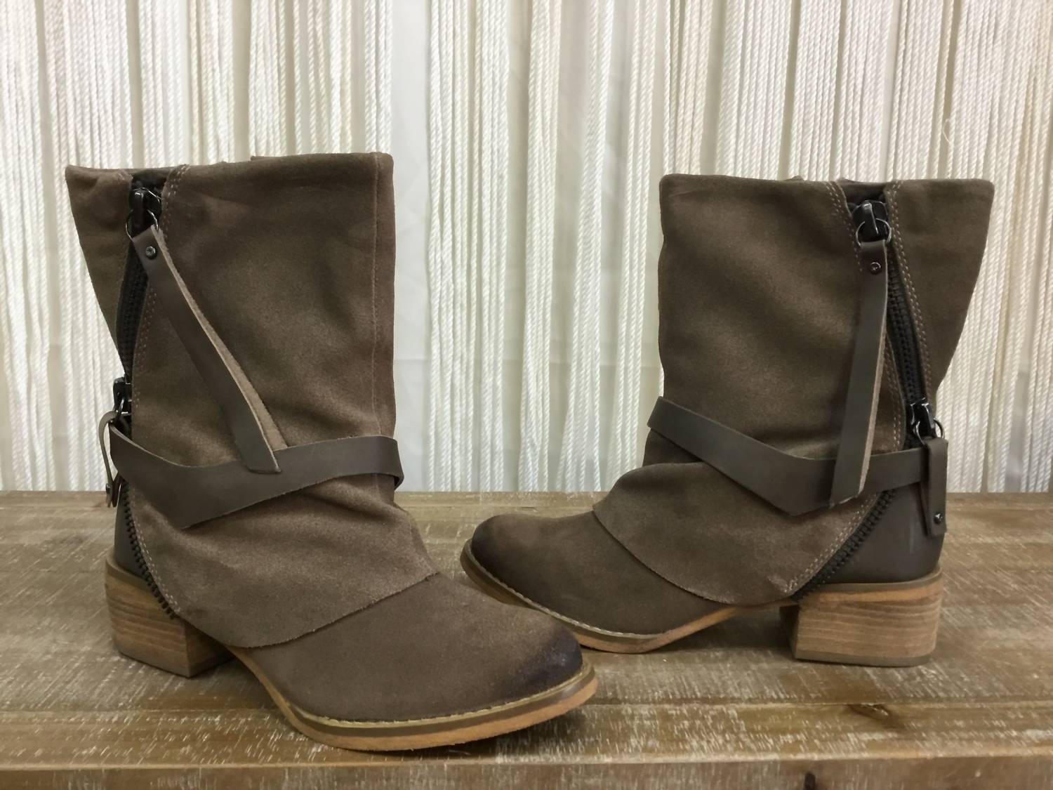 d4a7d6c9-cf7e-437b-8486-baf7800b03e7-upscale_15k-1500x1500-70 Naughty Monkey - Women's Shelley Boots - Image 1