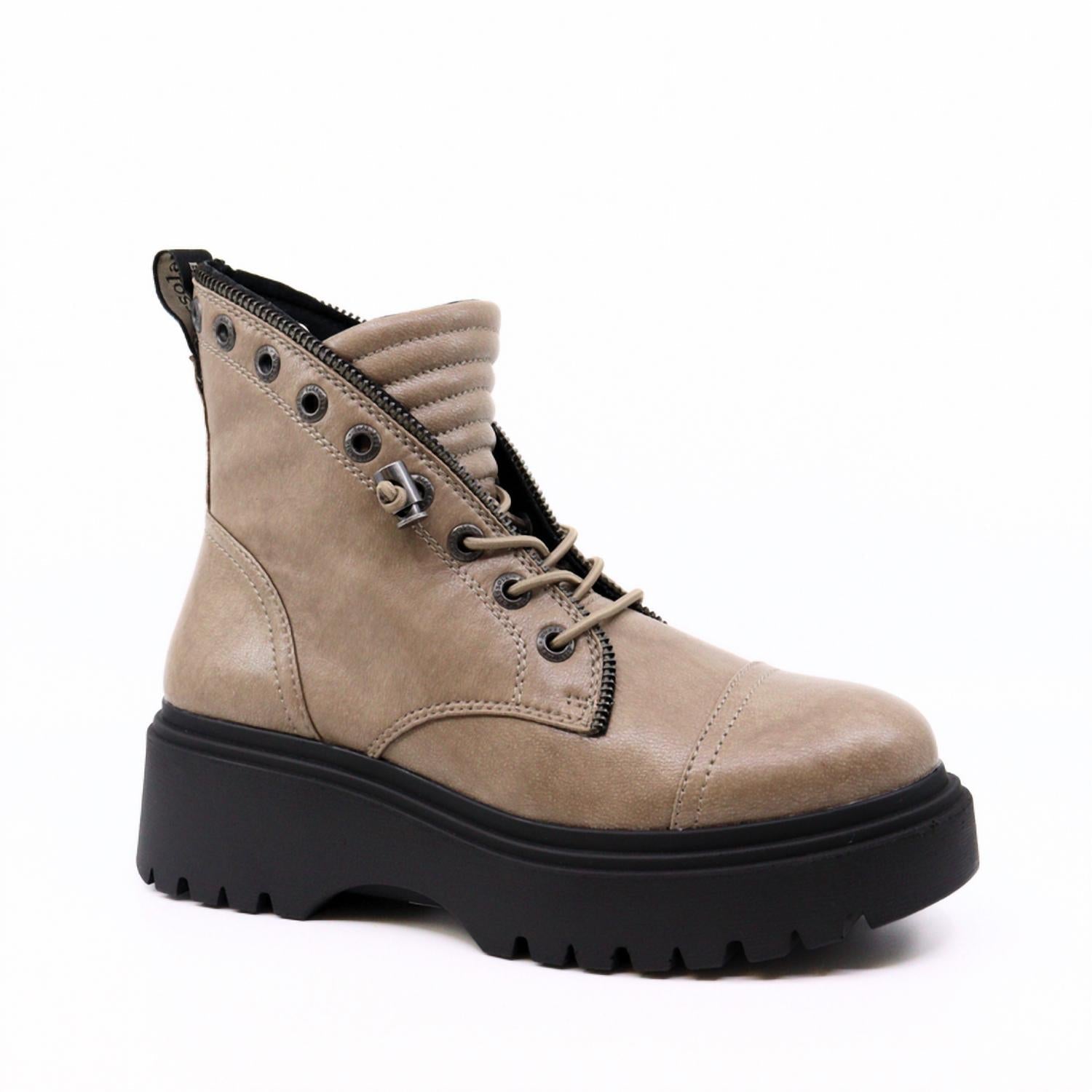 da5fef11-1e51-40be-a355-8d795bf1e03e-upscale_15k-1500x1500-1 Bussola - Women's Faye Boots - Image 1