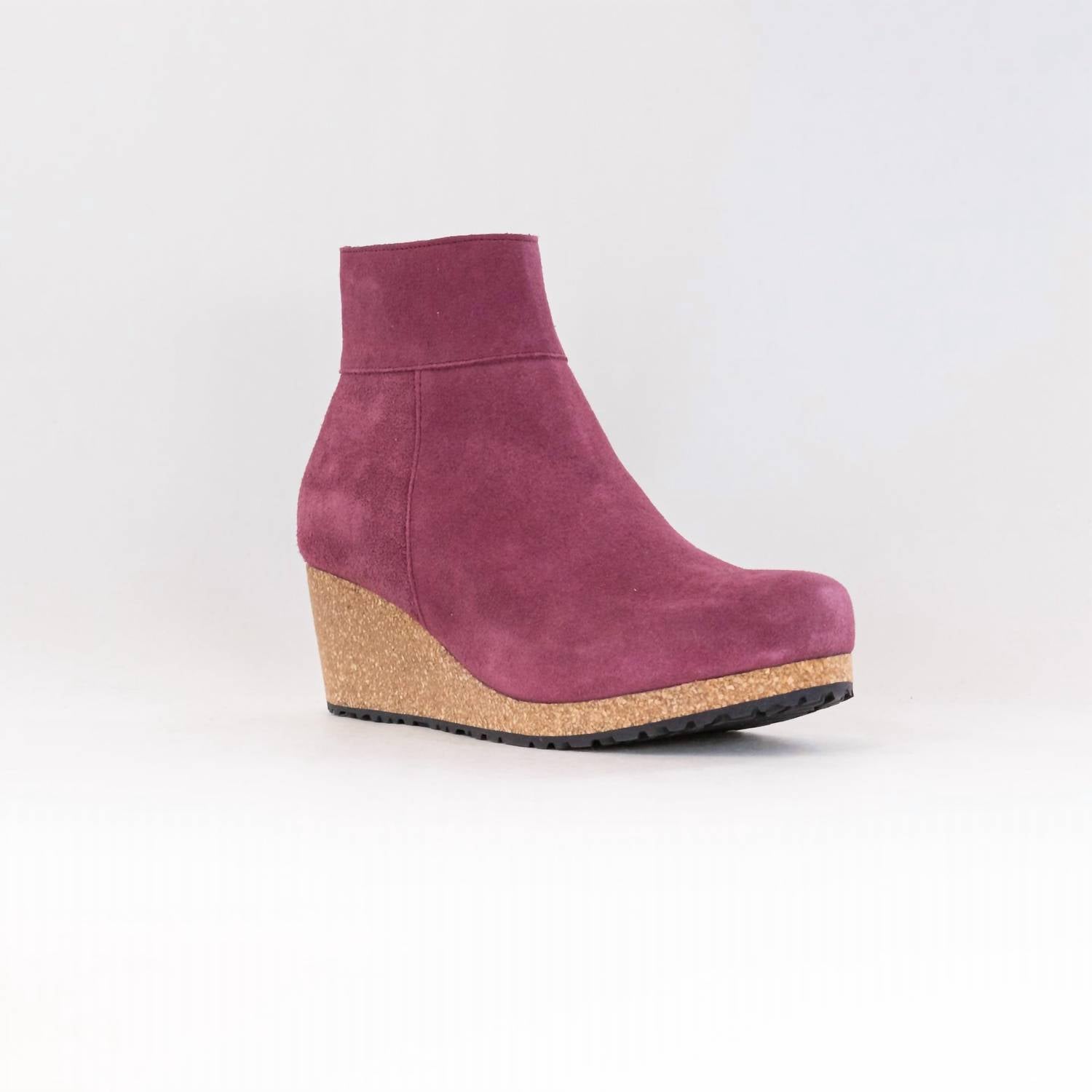 dbe10303-b503-4a04-b1ac-414e33b2fe68-upscale_15k-1500x1500-70 Birkenstock - Women's Ebba Sandal - Image 1