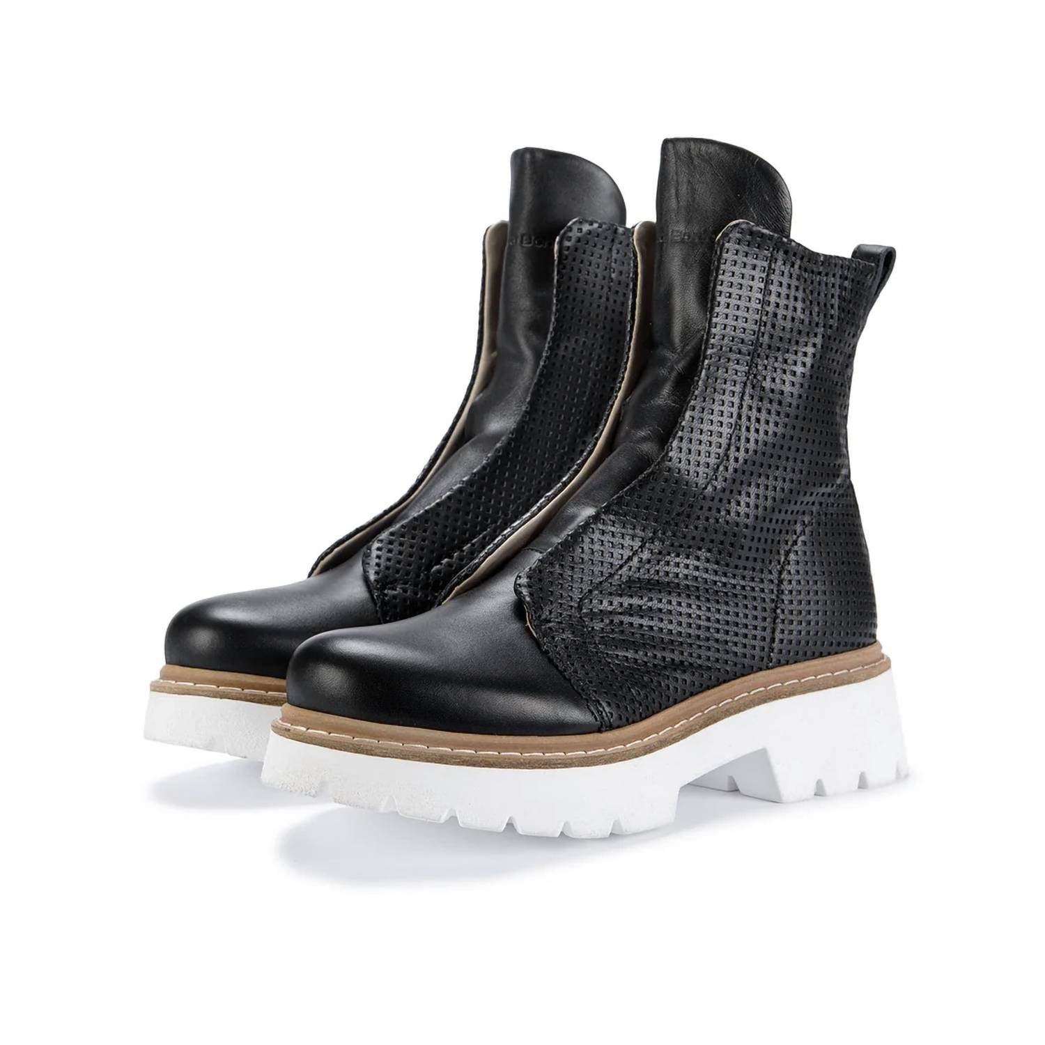 e51c14bf-aa21-4f61-8146-71a3fb7ed223-upscale_15k-1500x1500-70 Patrizia Bonfanti - WOMEN'S KUNI ANKLE BOOT - Image 1