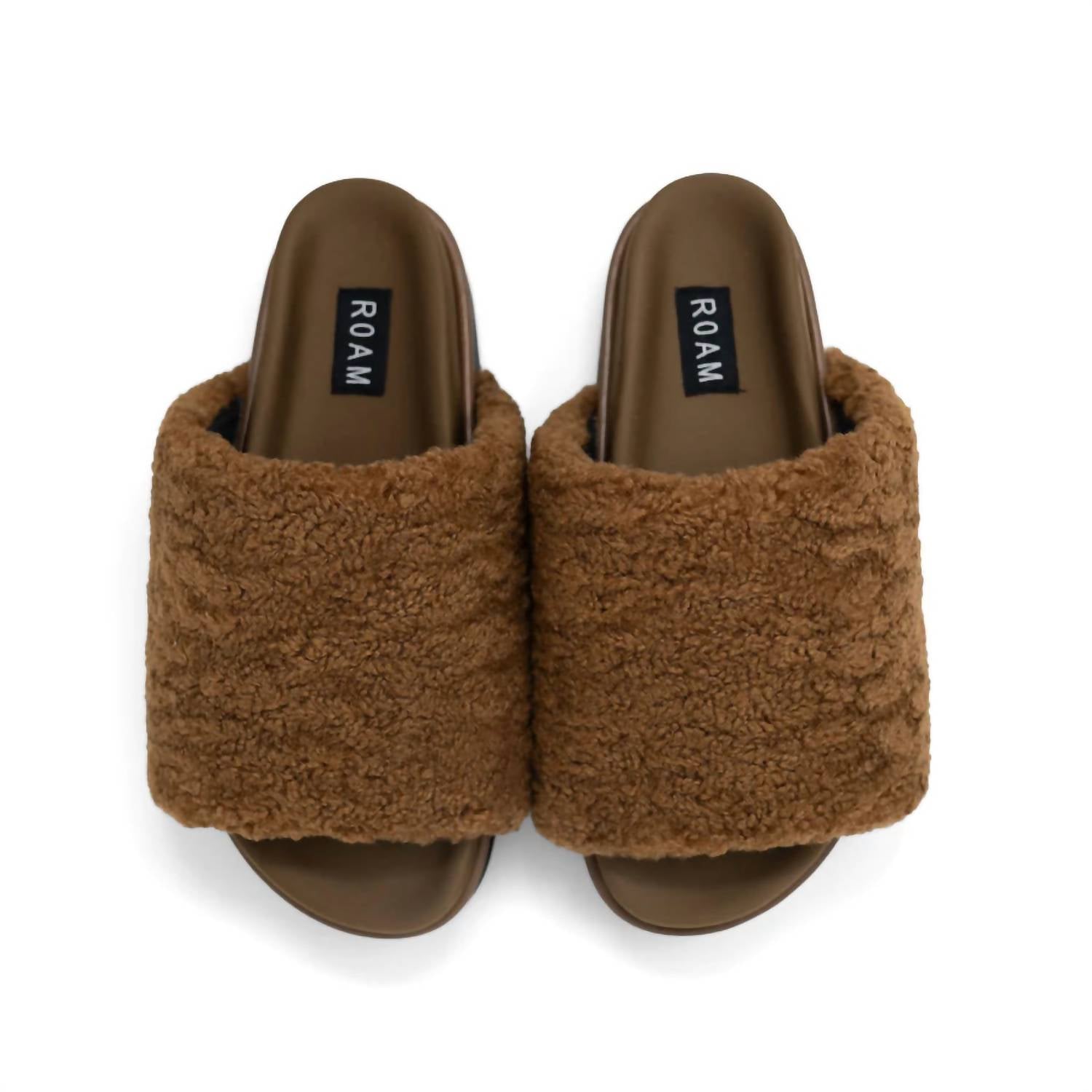 e9ed282f-b32c-4f32-bd81-b622a4a3c498-upscale_15k-1500x1500-70 Roam - Women's Fuzzy Platform Slide - Image 1
