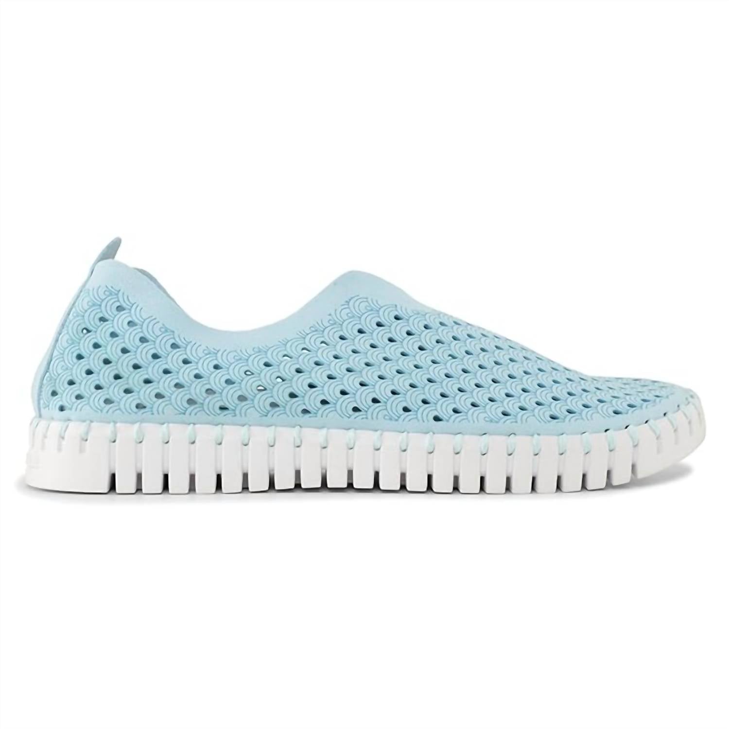 ed6e84b7-d4df-4def-a647-5f4141422779-upscale_15k-1500x1500-70 Ilse Jacobsen - Women's Tulip Flat Shoes - Image 1