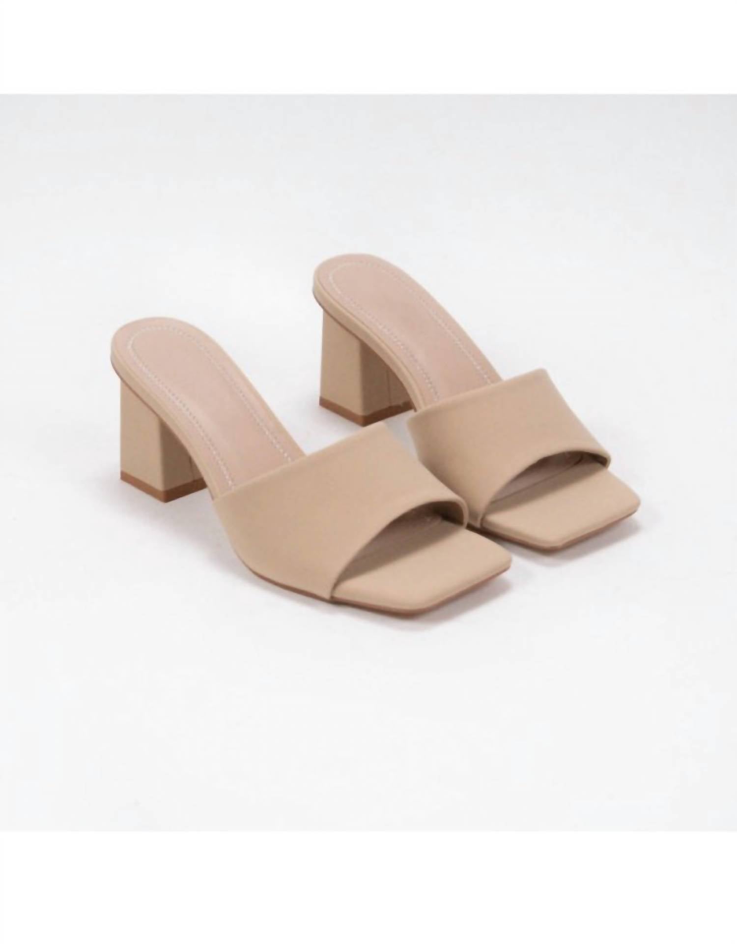 ef932b13-2bc2-41b3-90d3-eb42c5a5d4e5-upscale_15k-1500x1500-70 Ccocci - Women's Cheryl Heel - Image 1