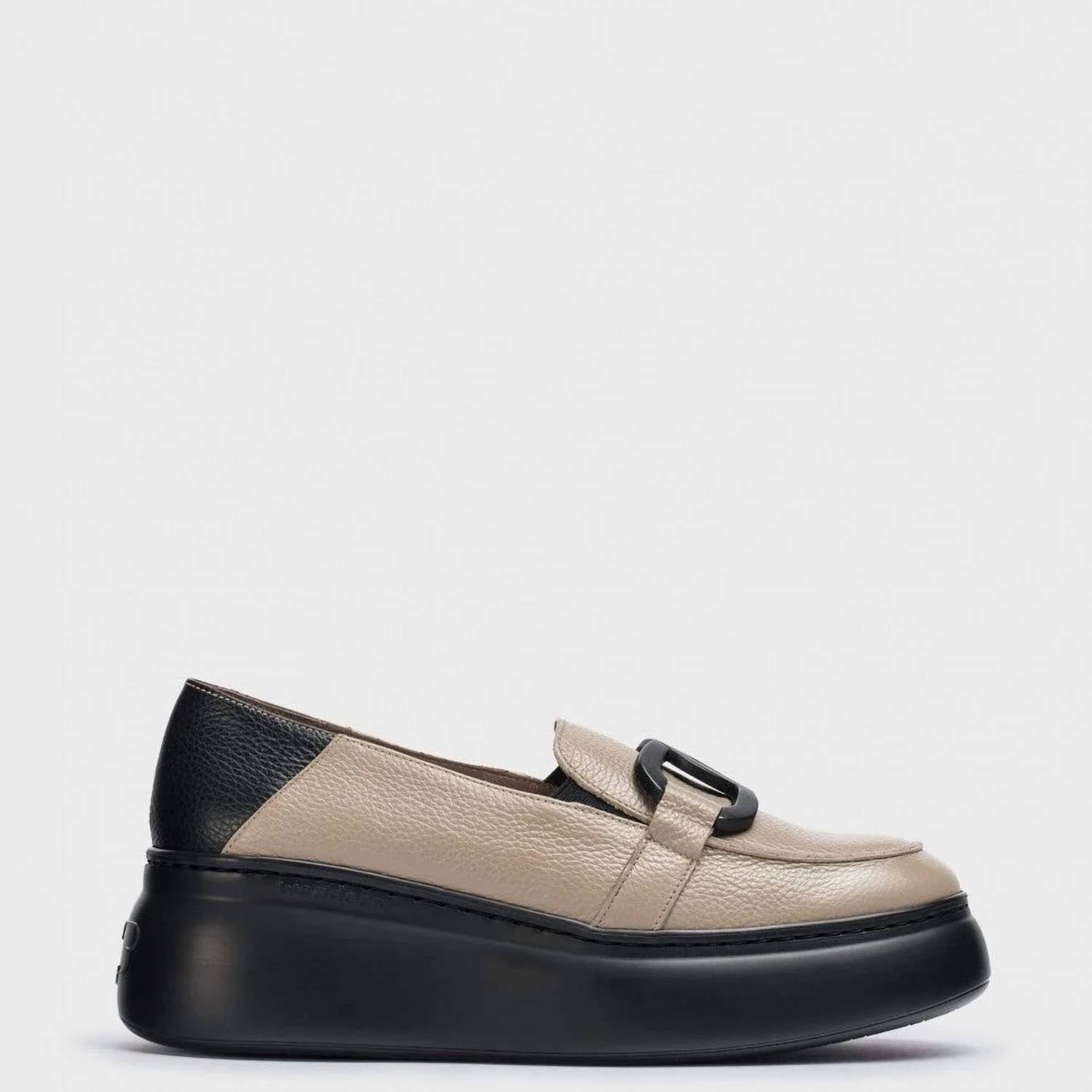 f3c6ed00-c2cd-4aaa-8941-ed2c82163d12-upscale_15k-1500x1500-70 Wonders - Women's Begin Loafer - Image 1