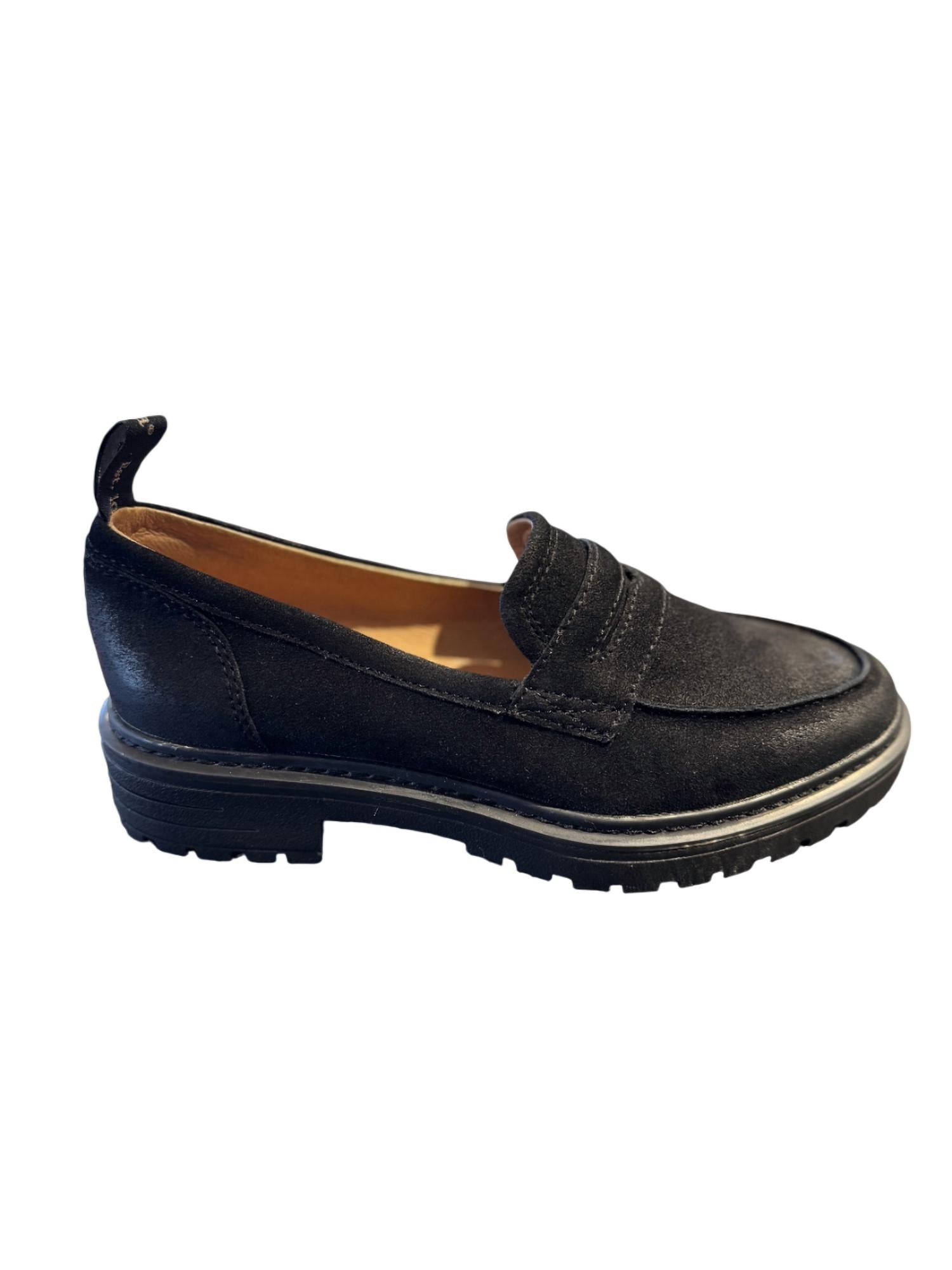 fd9de44e-fb07-4935-bb4c-21e51c6dab90-upscale_15k-1500x1500-1 Bussola - Women's Aden Loafer - Image 1